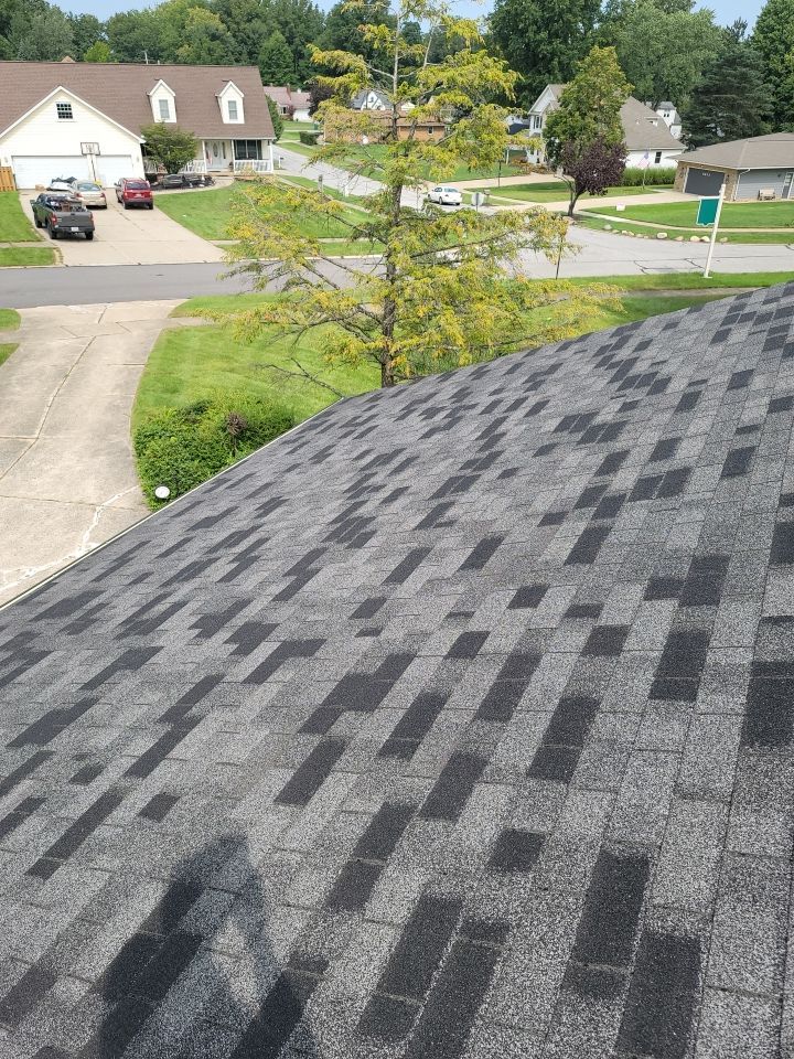 ATLAS PINNACLE COLOR: SCOTCHGARD BLACK SHADOW DRIP EDGE: WHITE by Eagle Eye Roofing