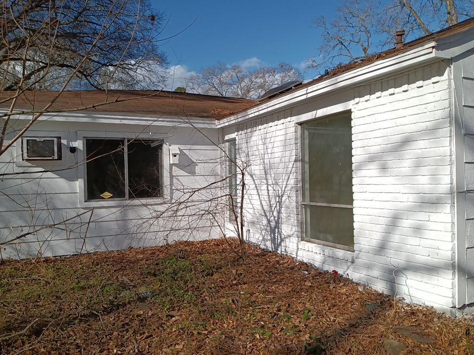 Exterior Painting using Sherwin Willaims by Roof Concepts Construction