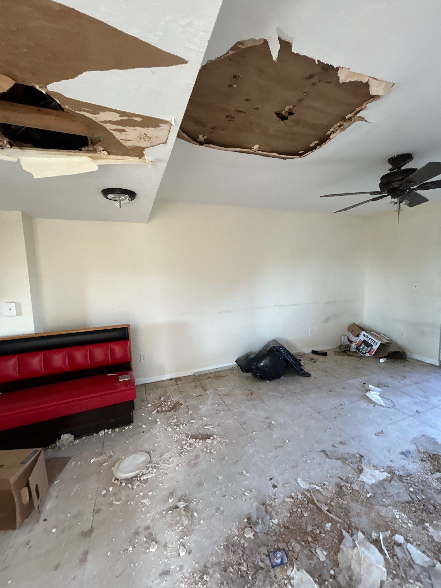 Cape Coral Water Damage Restoration by Ampm Restoration Services