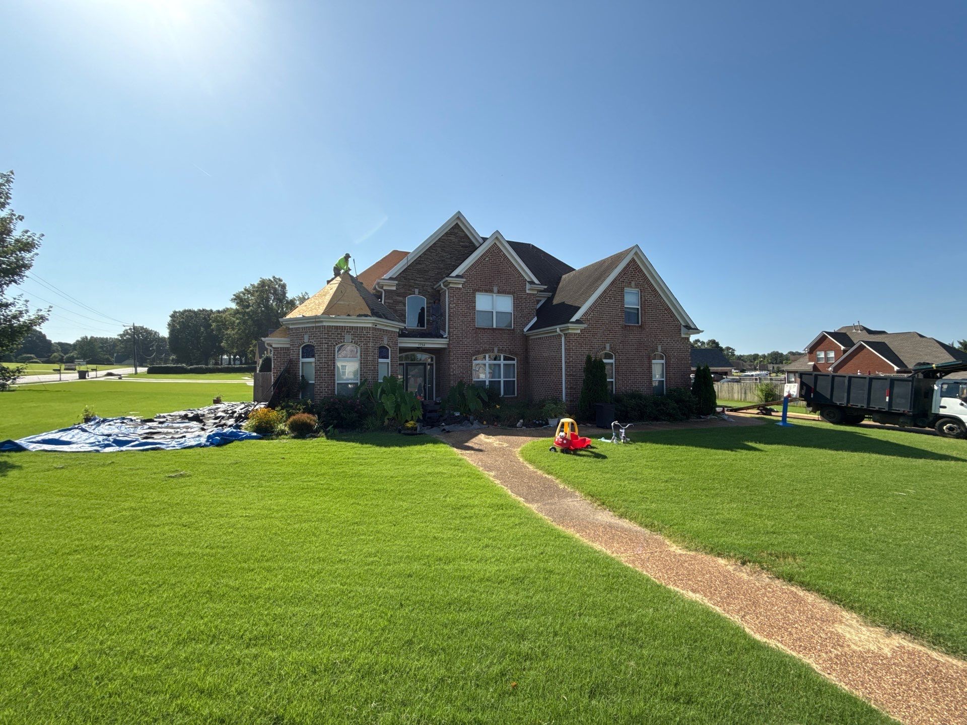 Complete Architectural Shingle Roof Replacement in Hernando, Mississippi by Revival Roofing Services