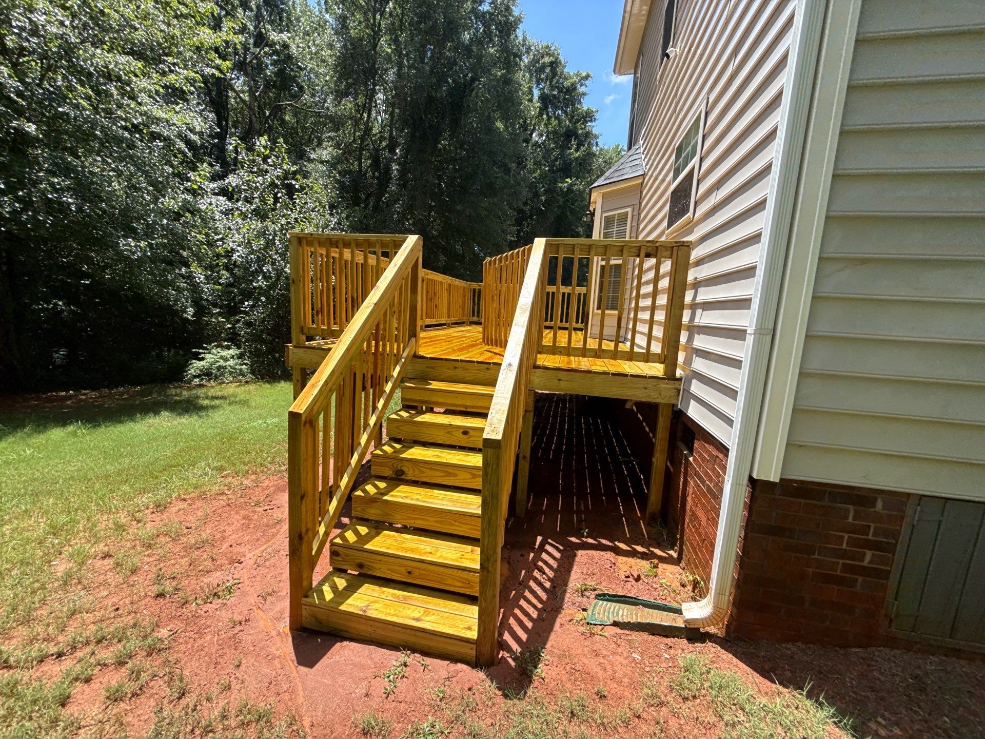 Wood Deck using Wood Sealant by DuraSeal