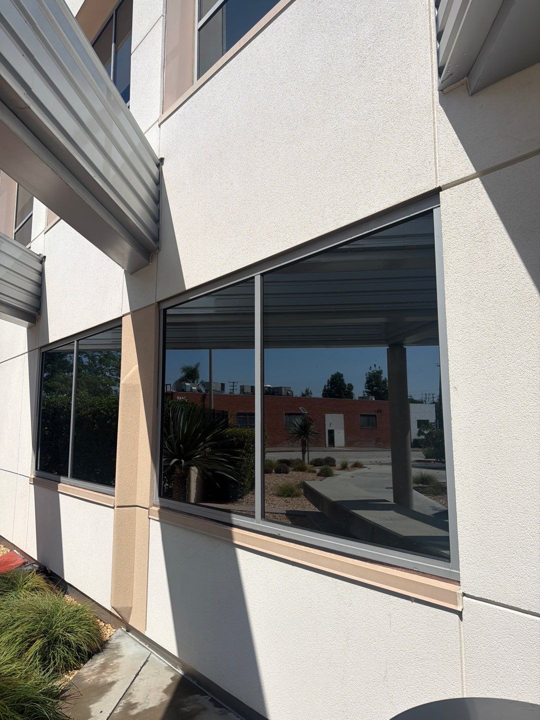 Commercial Building & Windows Cleaning In Whittier, CA by La Power Washing Inc