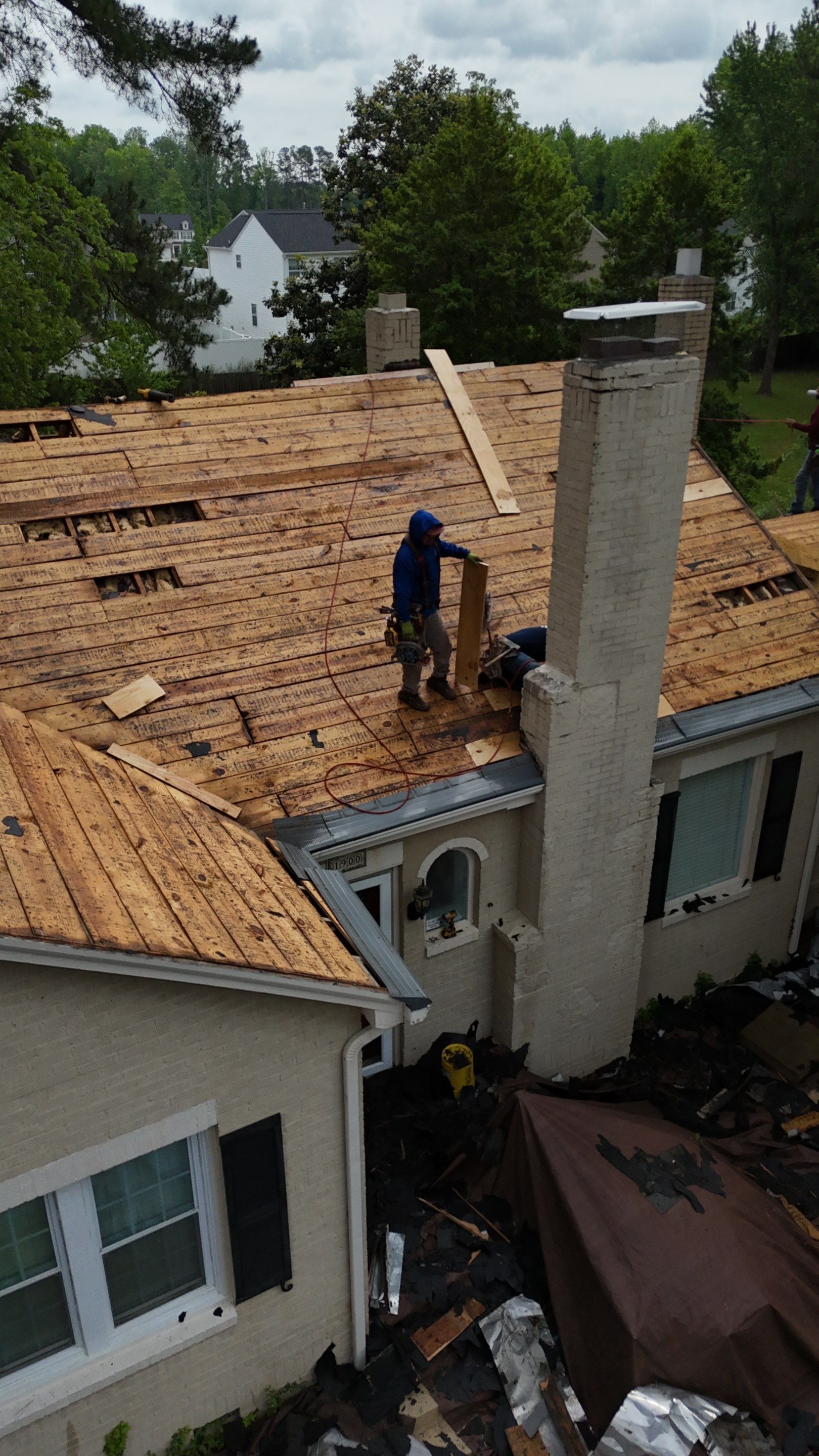 Roof Replacement - Timberline HDZ Weathered Wood  by Pro Performance Roofing