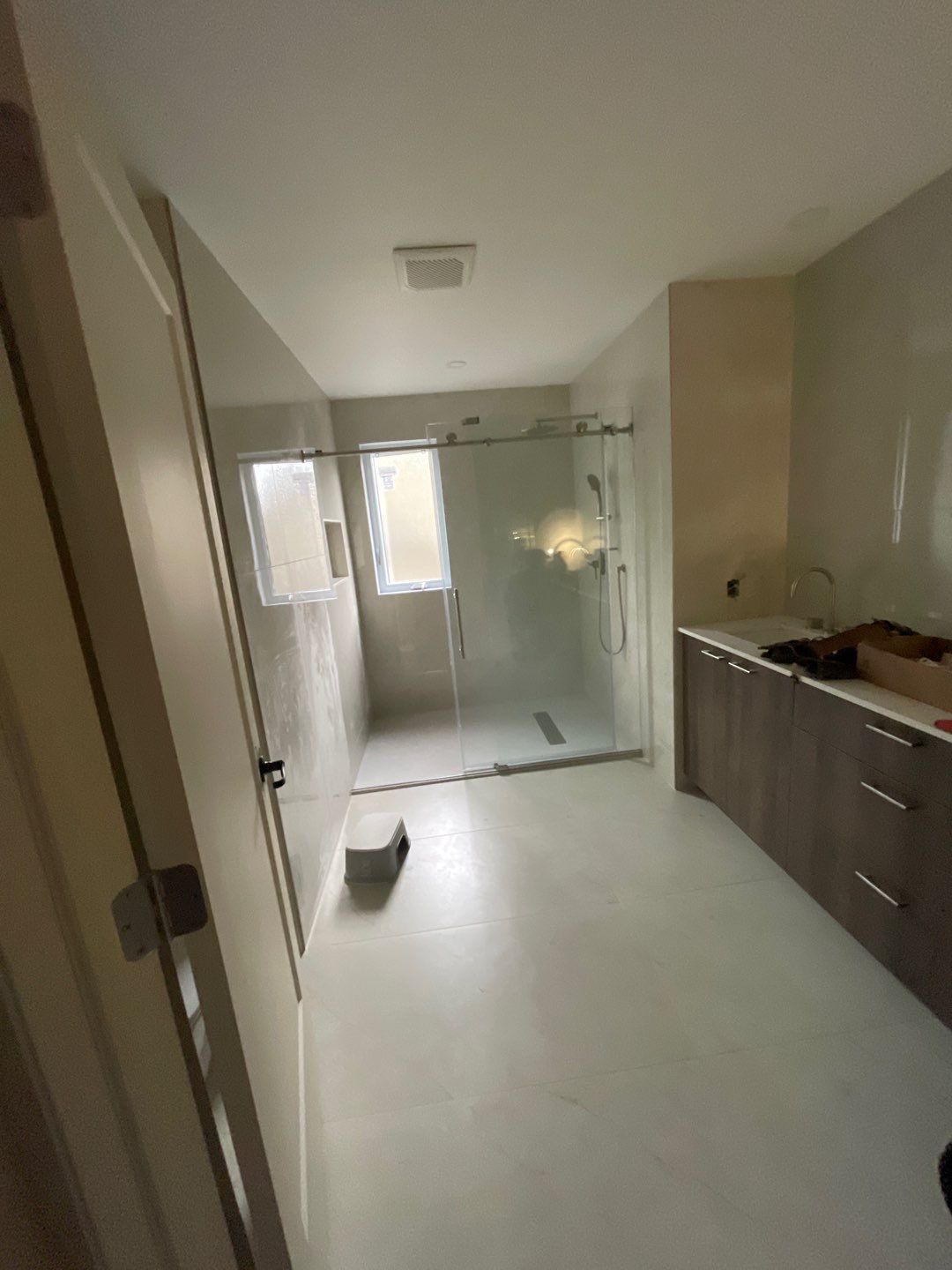 Large scale renovation by Eco-Nature Construction Inc.