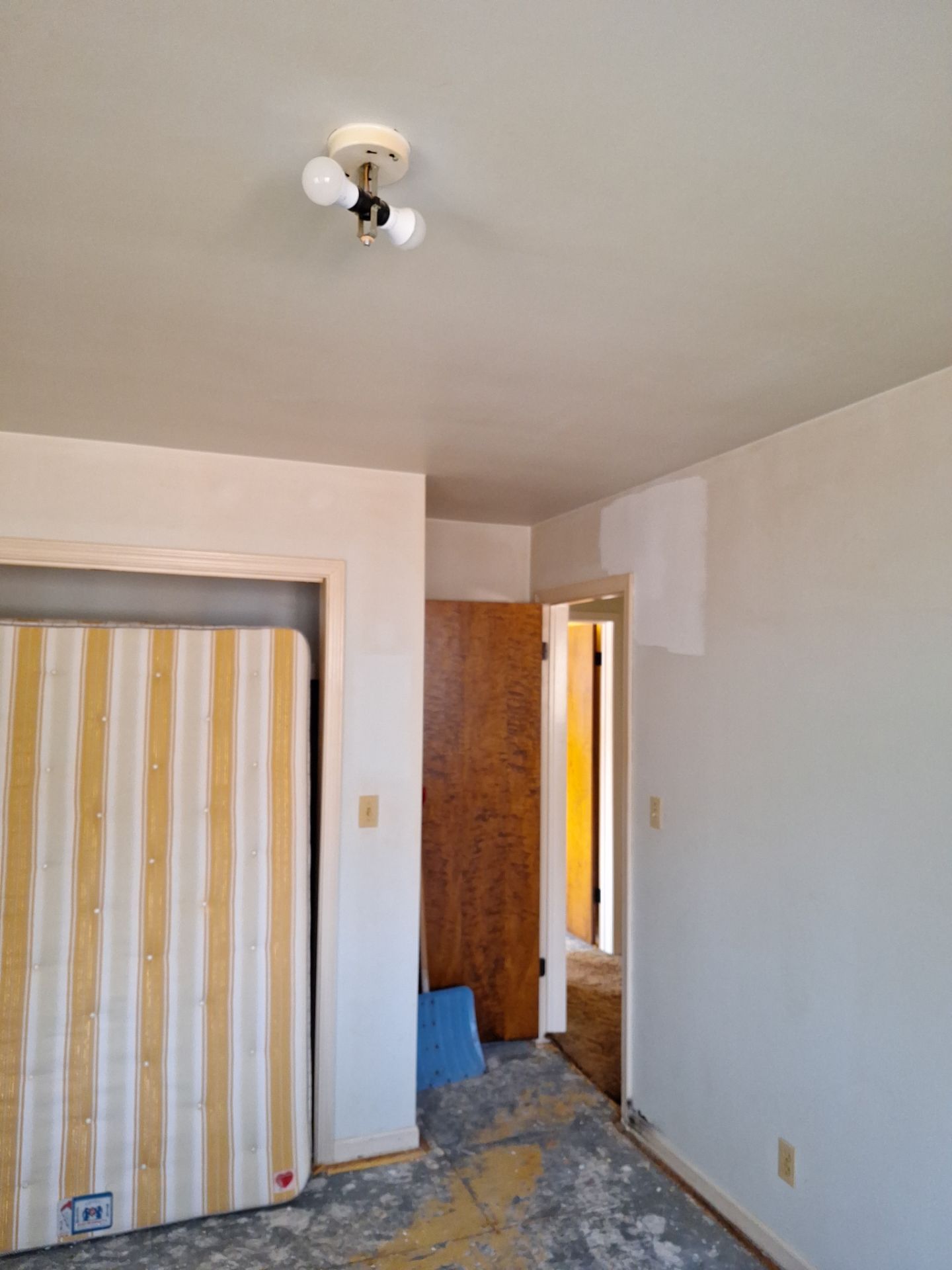 Drywall repairs/ family room by Gordon Painting
