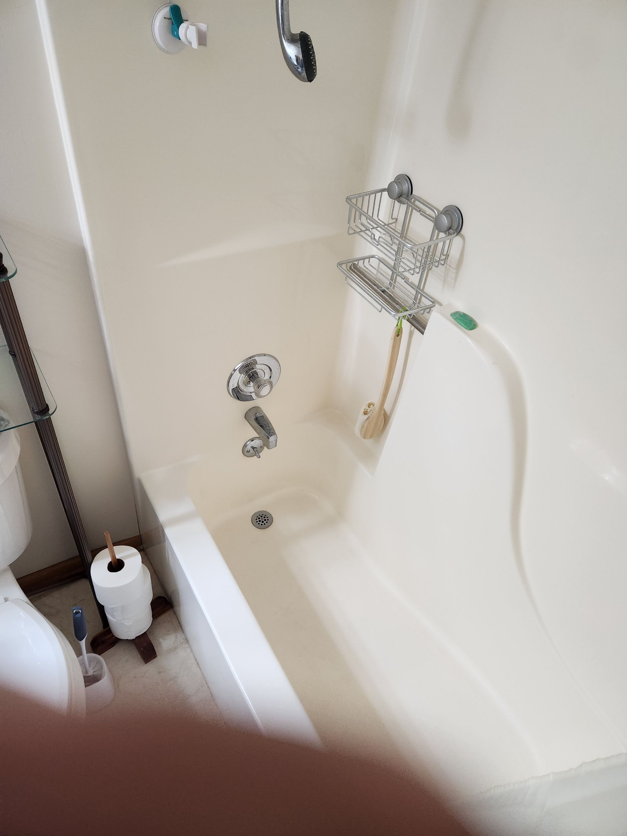 Simple and effective tub-to-shower by The Shower Company