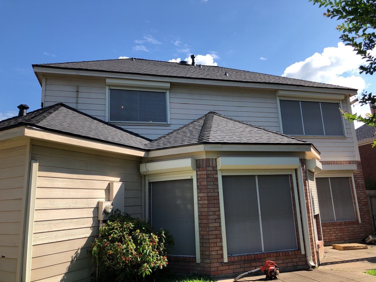 Residential Roof Replacement using GAF shingles by Elite Roofing LLC