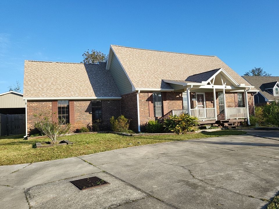 Gutter Installation using K-Style Seamless Gutters by Gutter Professors