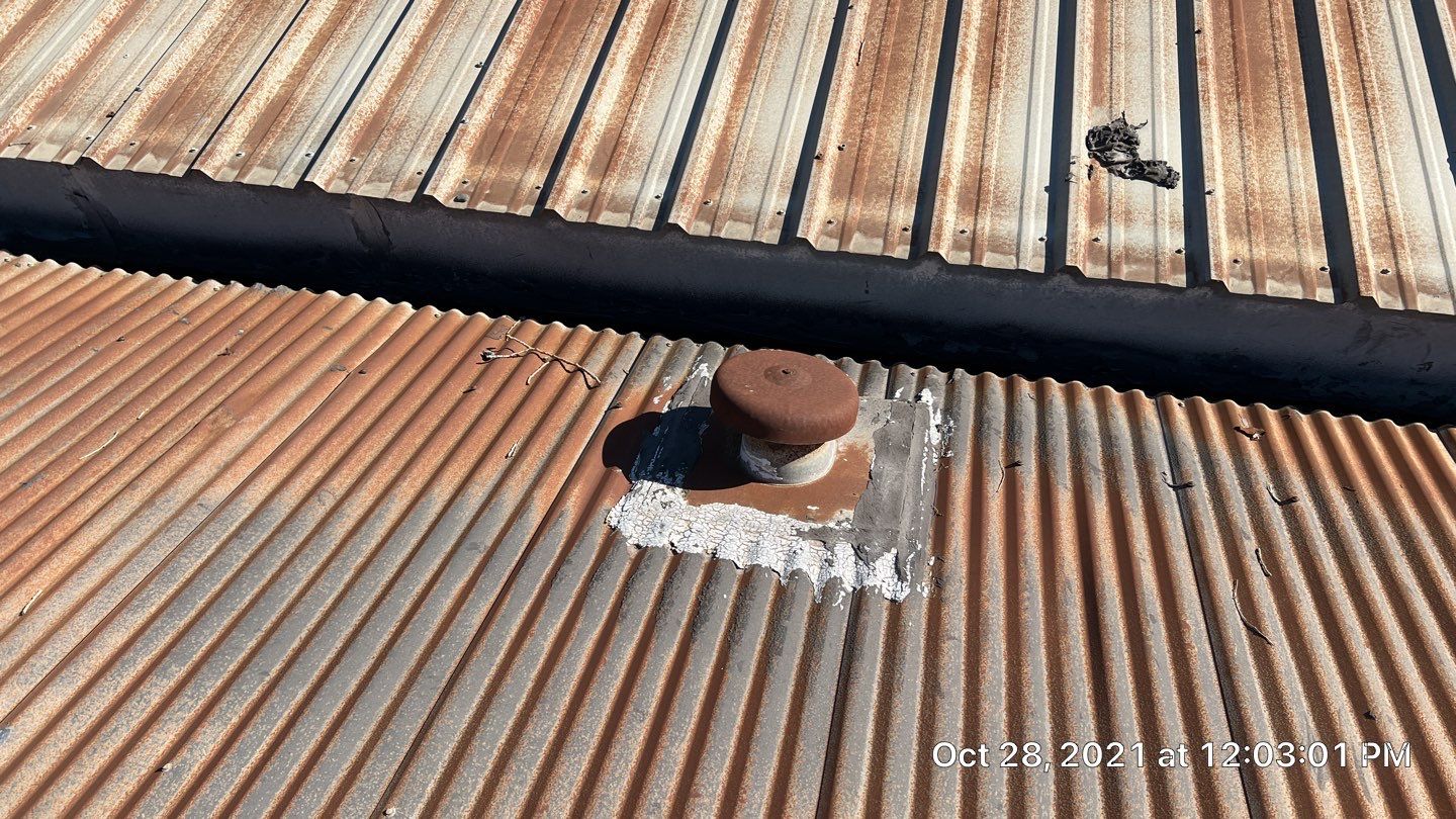 MR Roofing system using Conklin BenchPly system with PUMA top coat by Straight Edge Roofing Inc