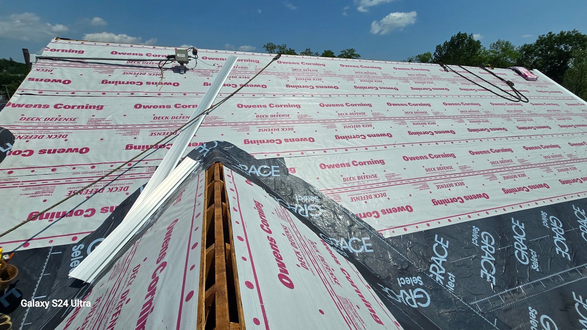 Roof Replacement in Amesbury, MA by Mighty Dog Roofing of Greater Middlesex County