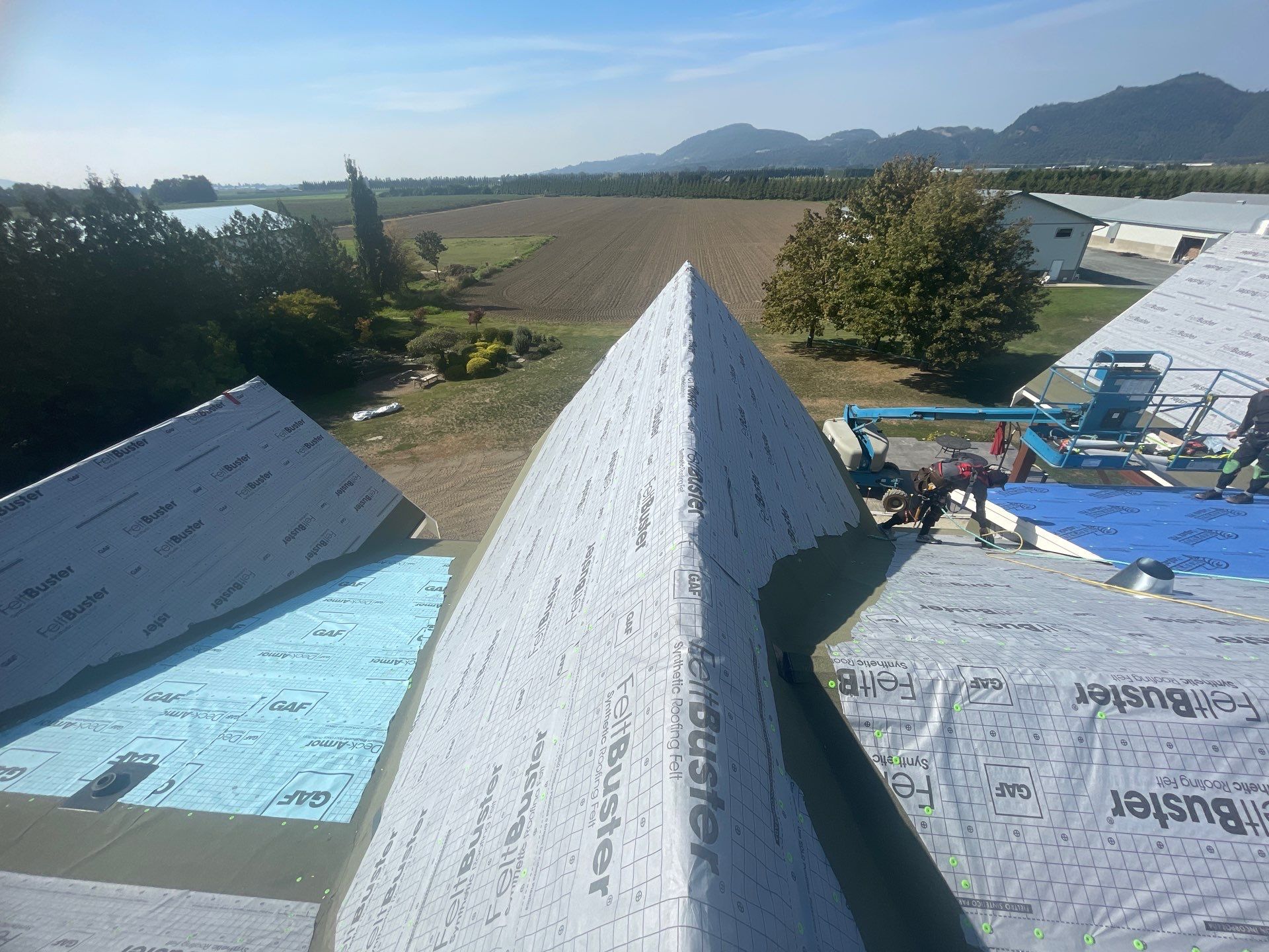 Residential New Construction by Top Notch Roofing Inc