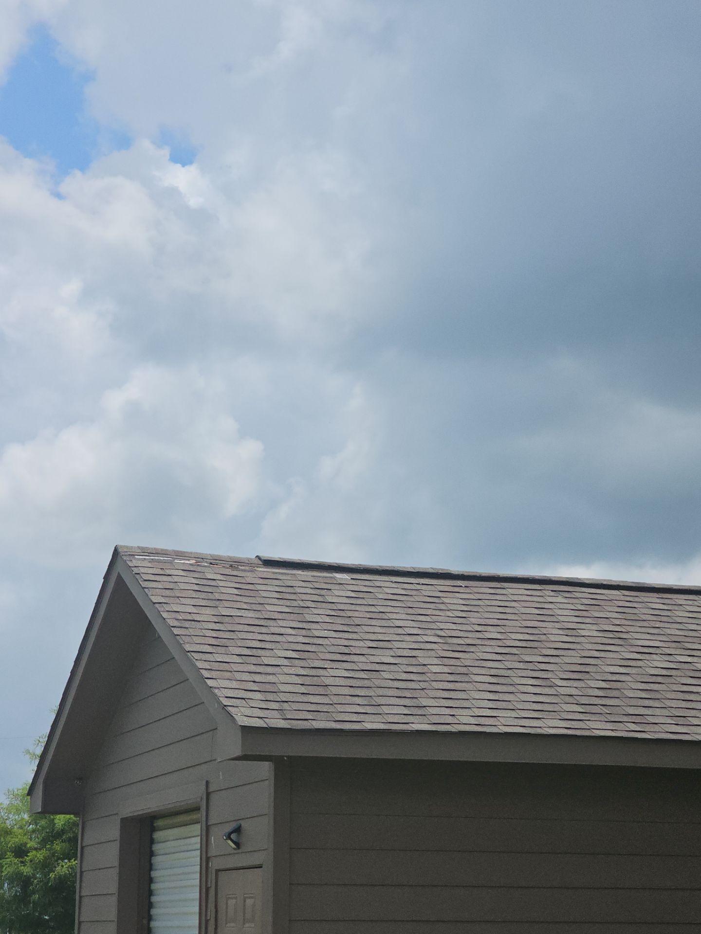 Hail Damage using Owen's Corning Duration (Lifetime) Shingles by Roof Repair Company