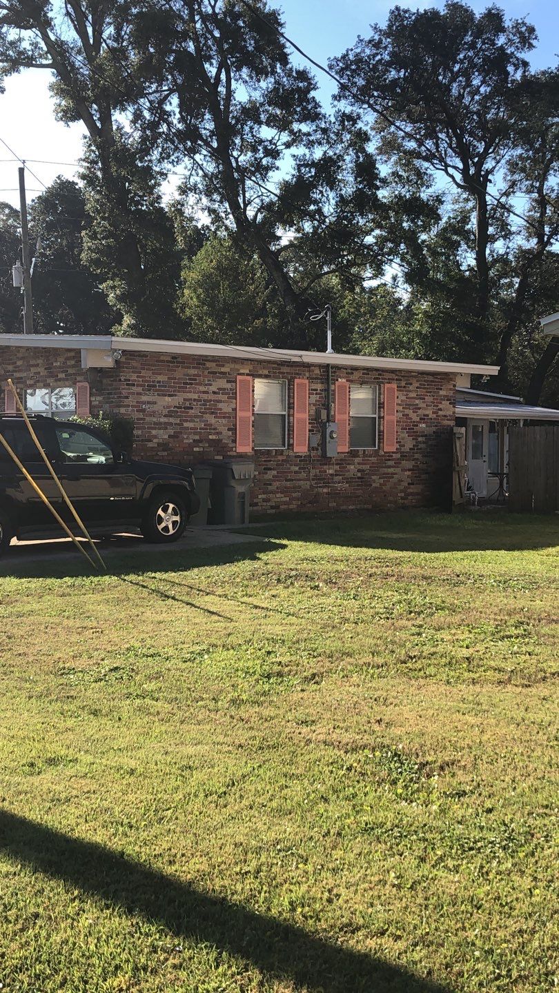 Gutter Installation using K-Style Seamless Gutters and Gutter Leaf Guards by Gutter Professors