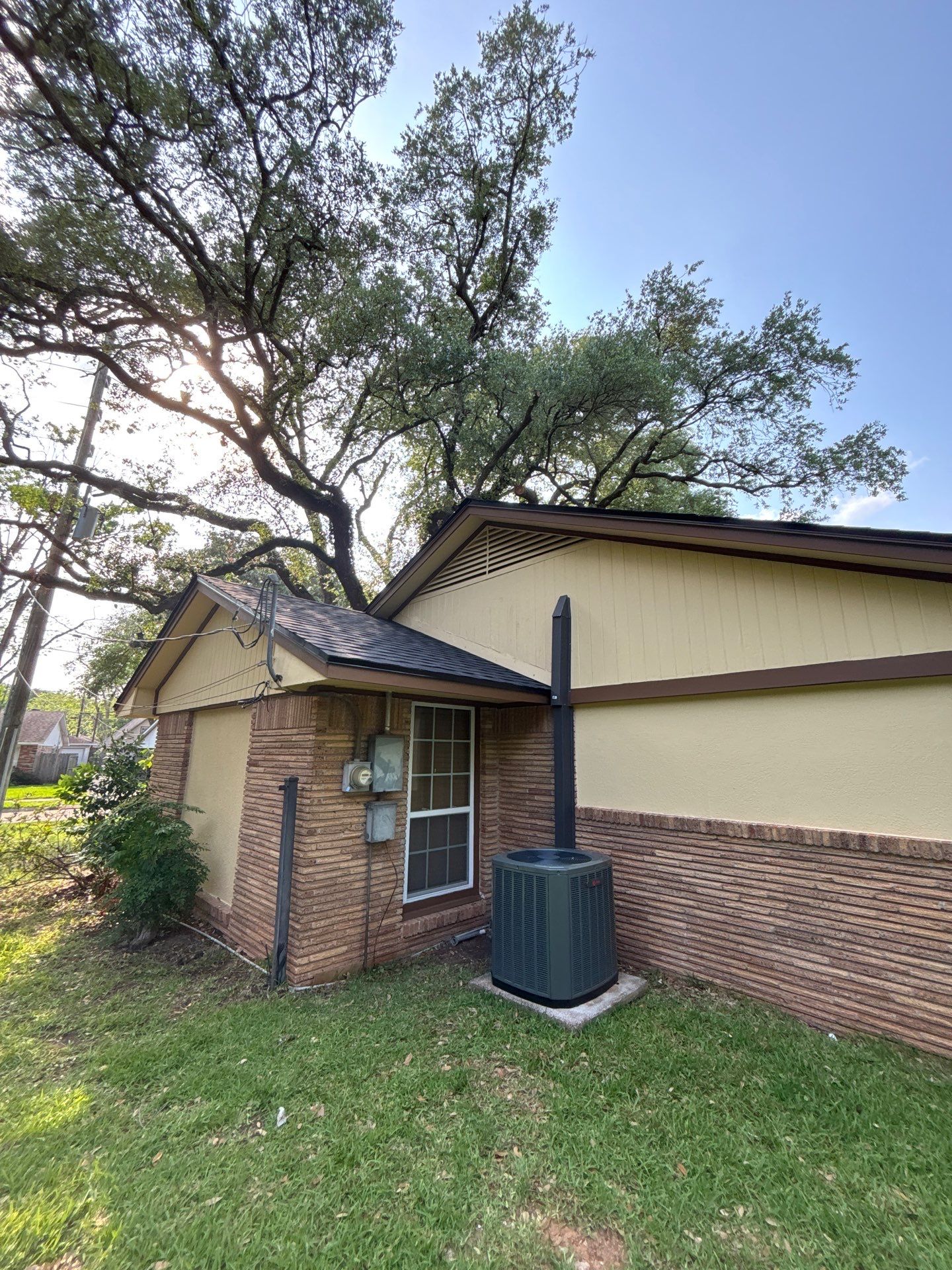 Roof Replacement Sugarland by Roof Repair Company