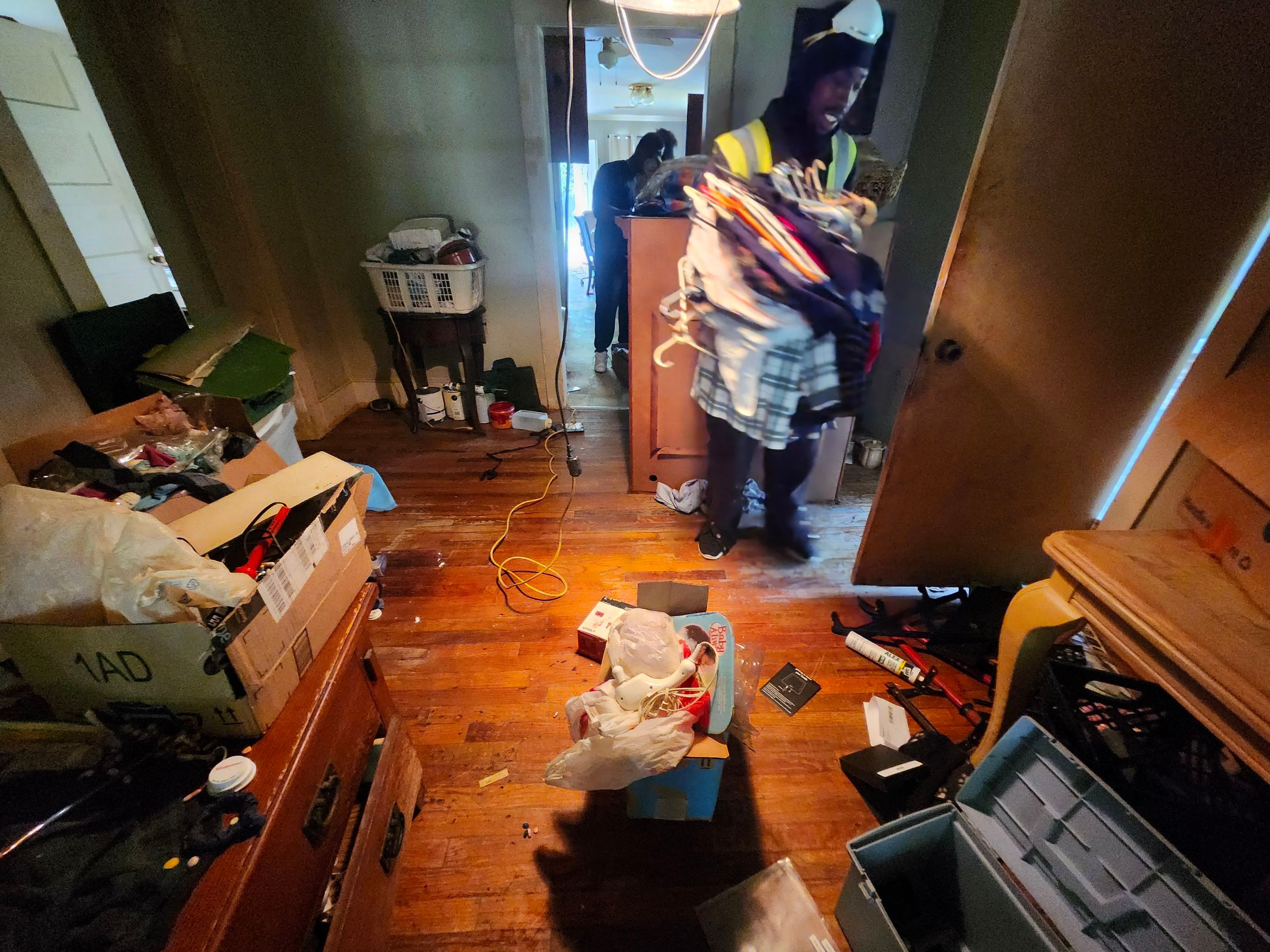 Initial Lock Out / Eviction by Swift Signings and Services LLC