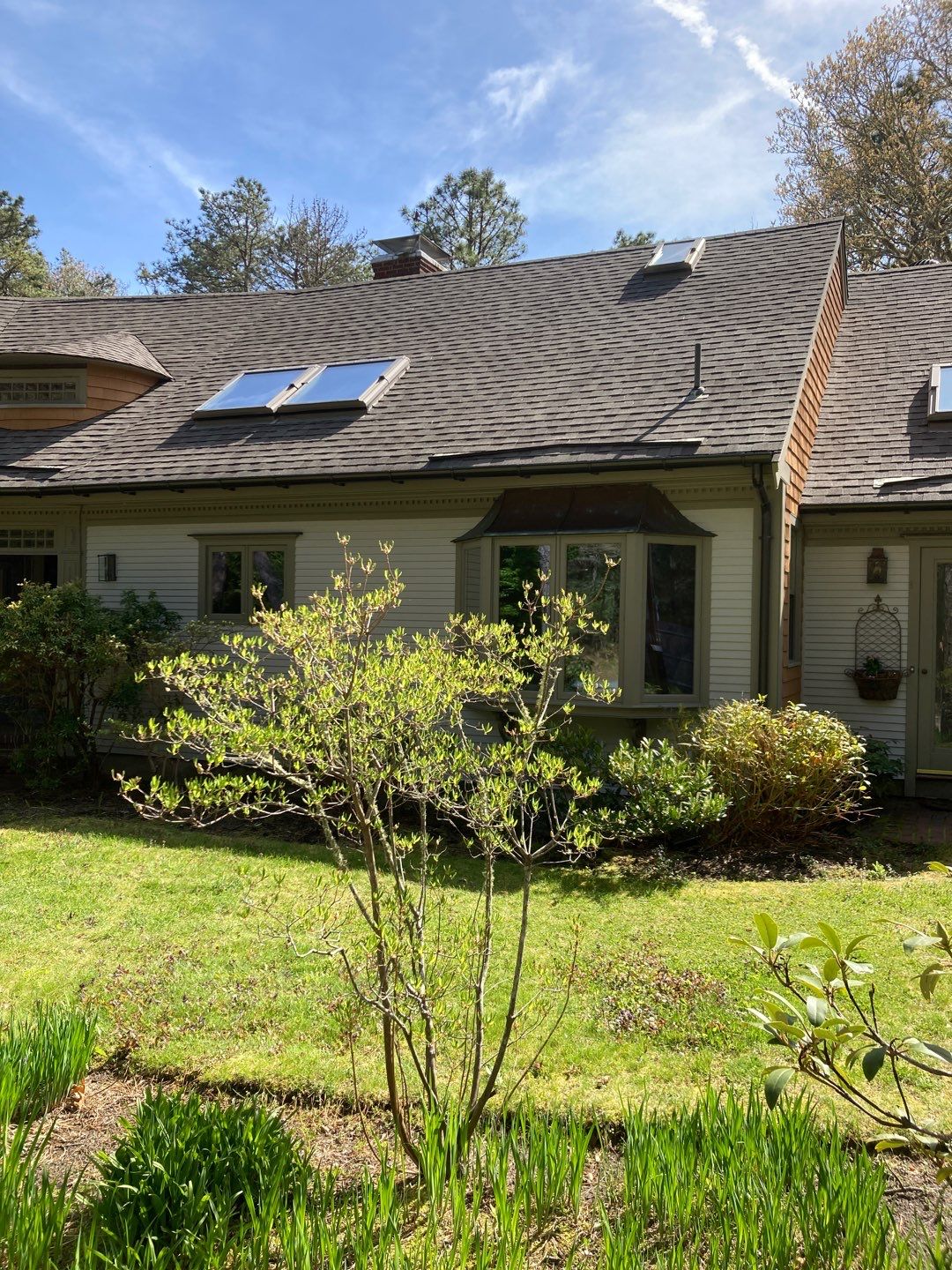 Gutter Installation using 6" Half Round Aluminum Gutter by Gutter Pro Enterprises
