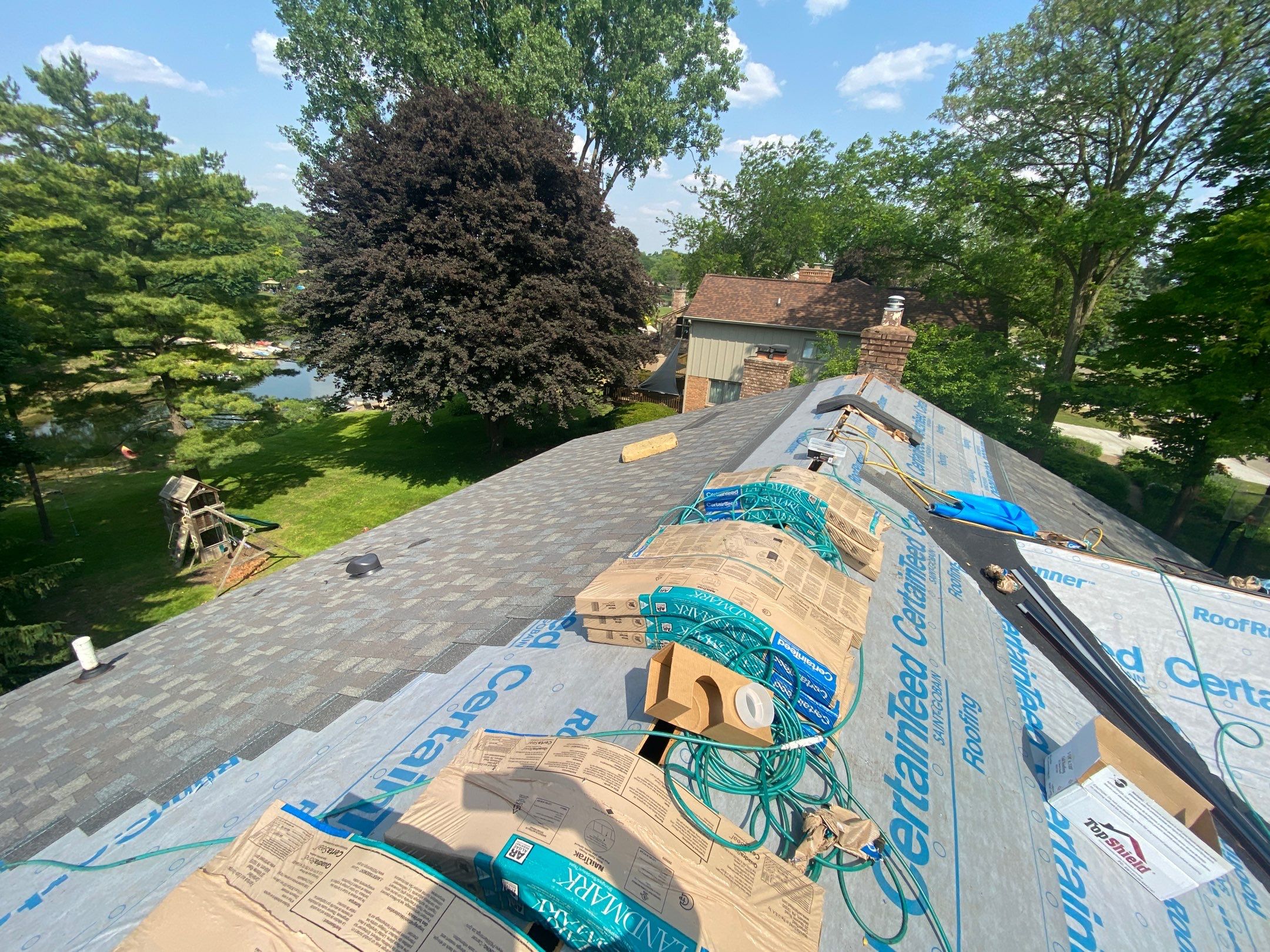 Roof Replacement using CertainTeed Landmark by 180 Contractors