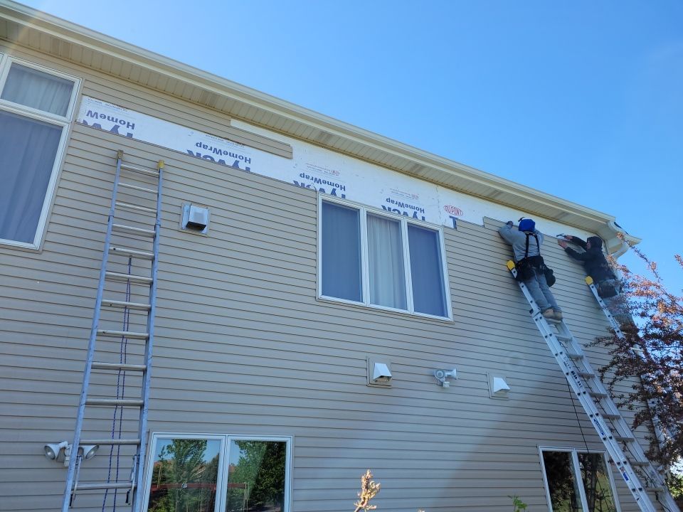 Residential Re-Roof using Landmark Shingles by White Castle Roofing