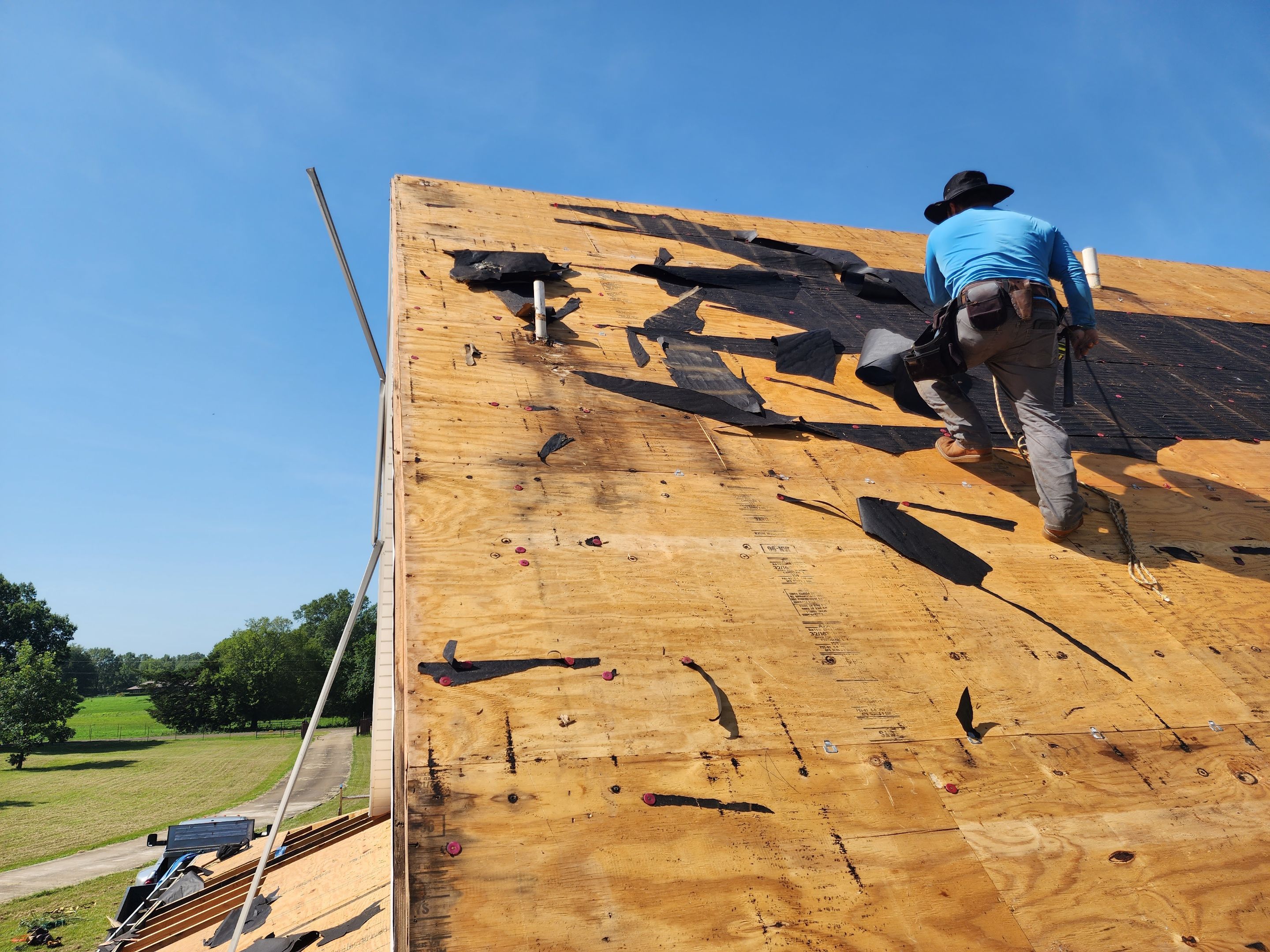 Residential Reroof: 30 Year Architectural Shingle by Hostetler Roofing