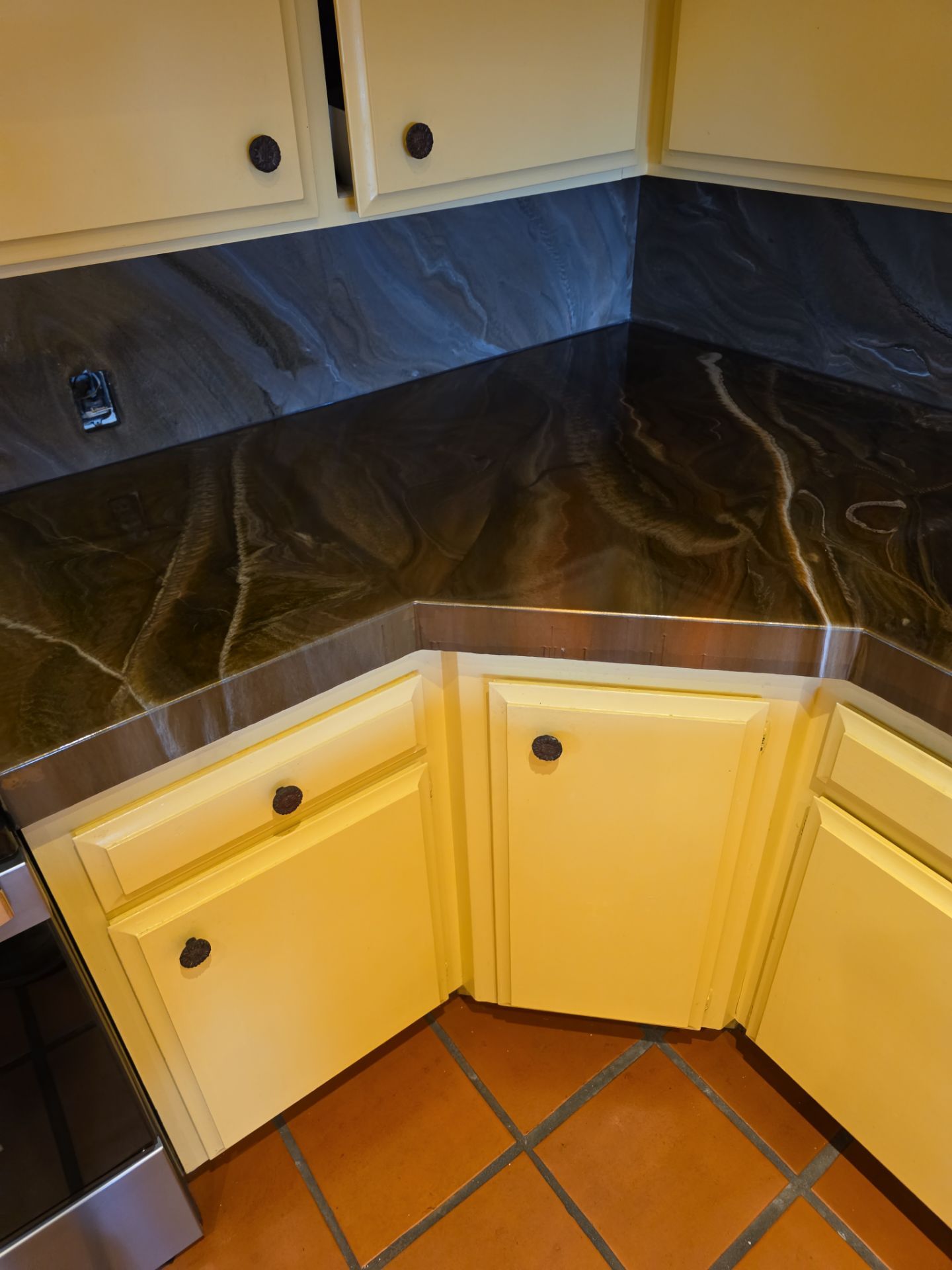 Epoxy countertops by Matt Gifford Painting LLC