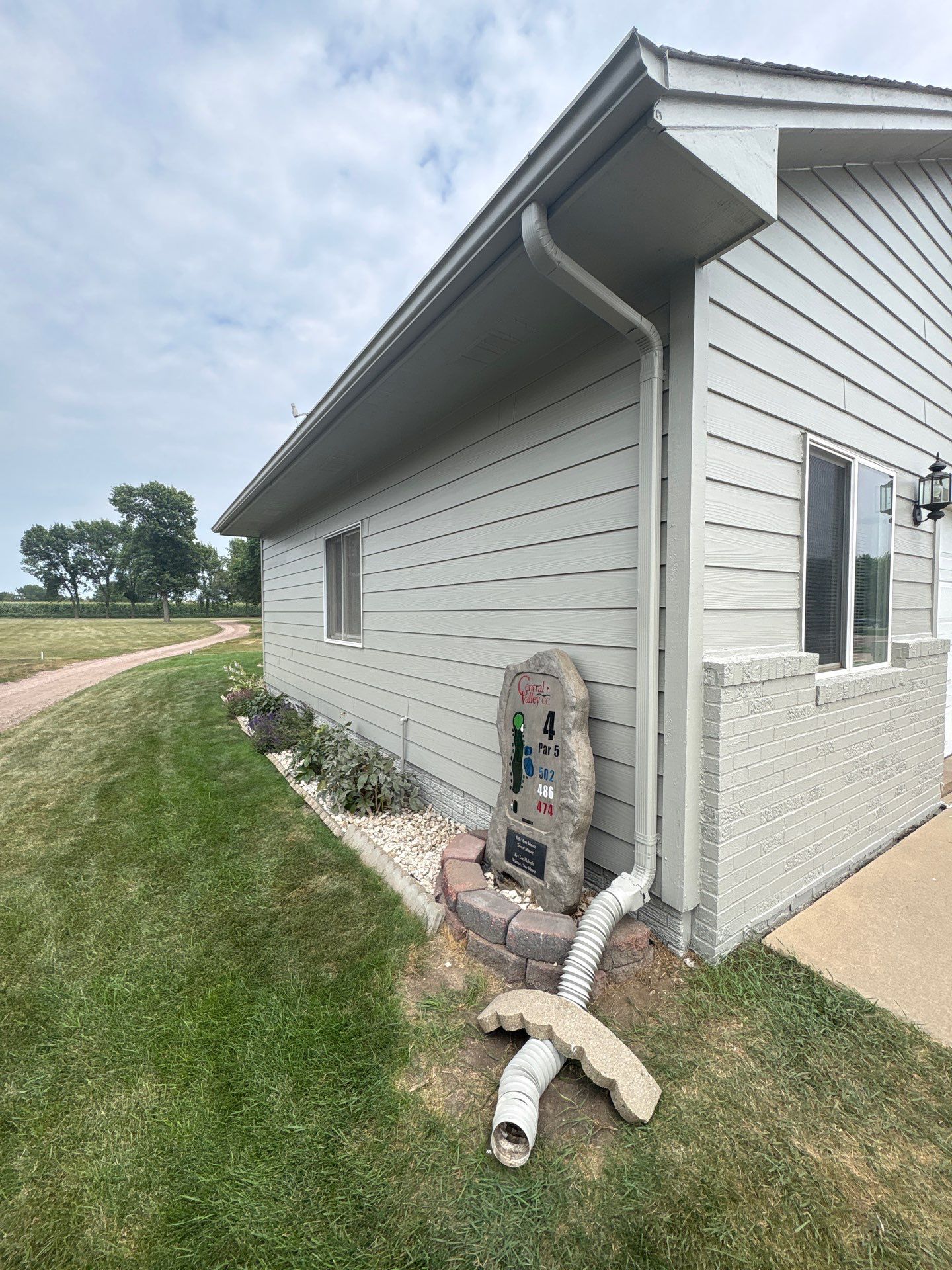 Full Exterior Painting and Siding Refresh in Hartford by Select Painting, Coatings & Garage Cabinets