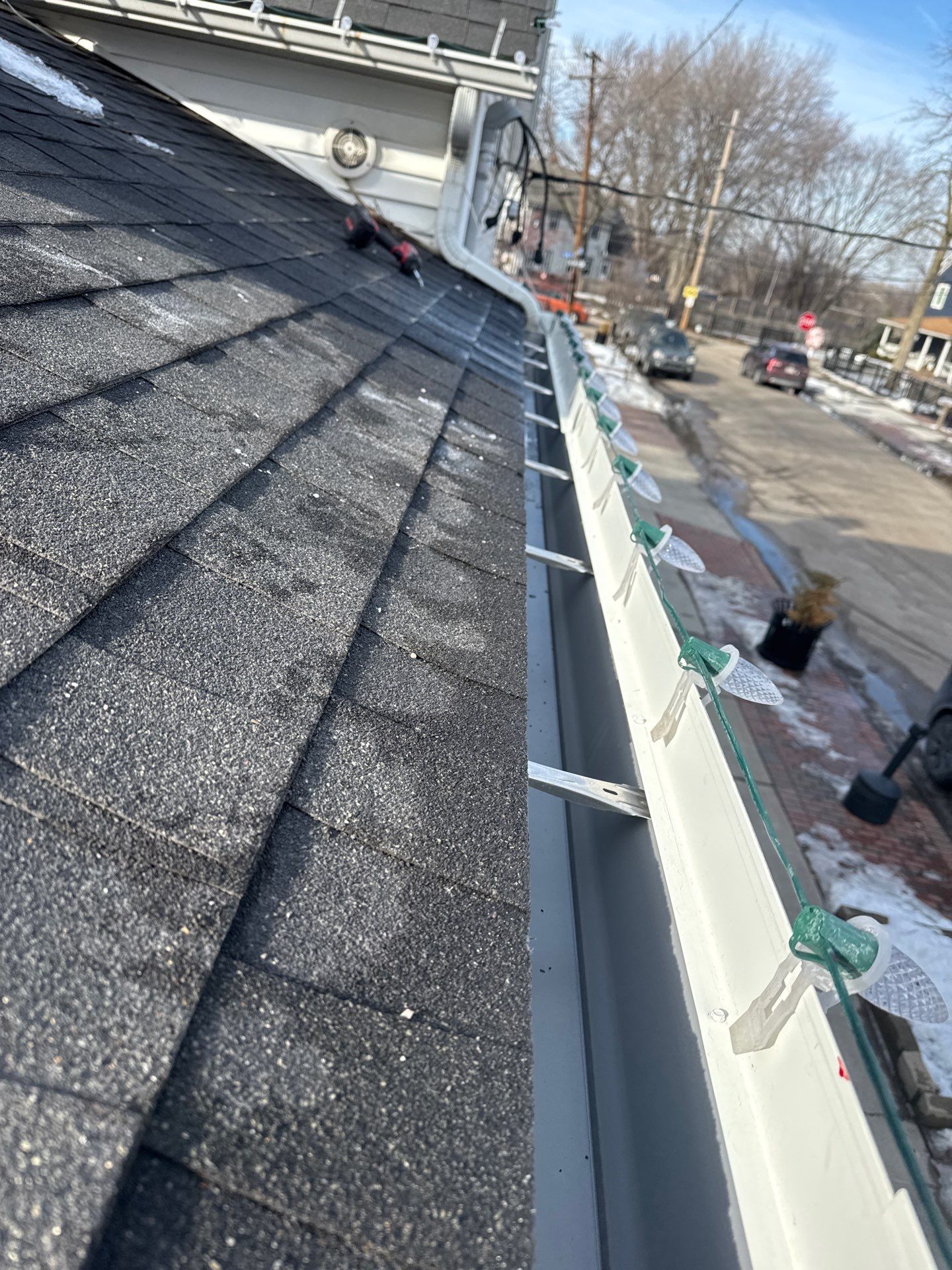 Gutter Repair using 5" Aluminum Gutters by 3 Daughters Construction 
