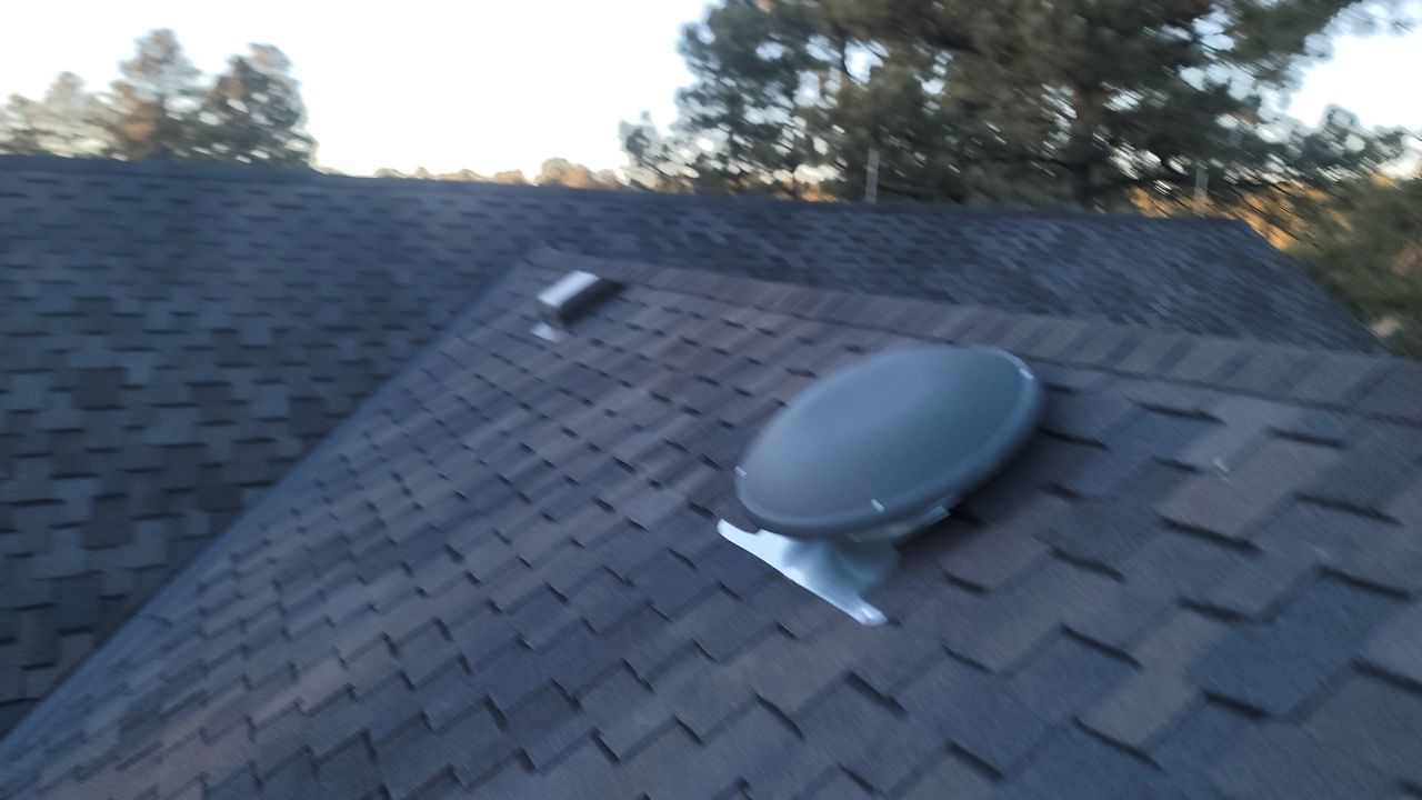 Parker McKean House  by Jireh 7 Roofing 