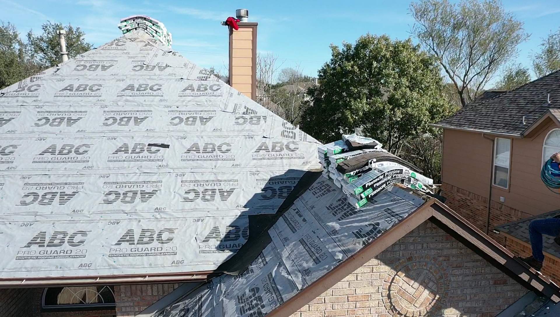 Residential Roof Replacement using Pinnacle Pristine 30 Year Laminate Shingles by Premier Roofing and Contracting