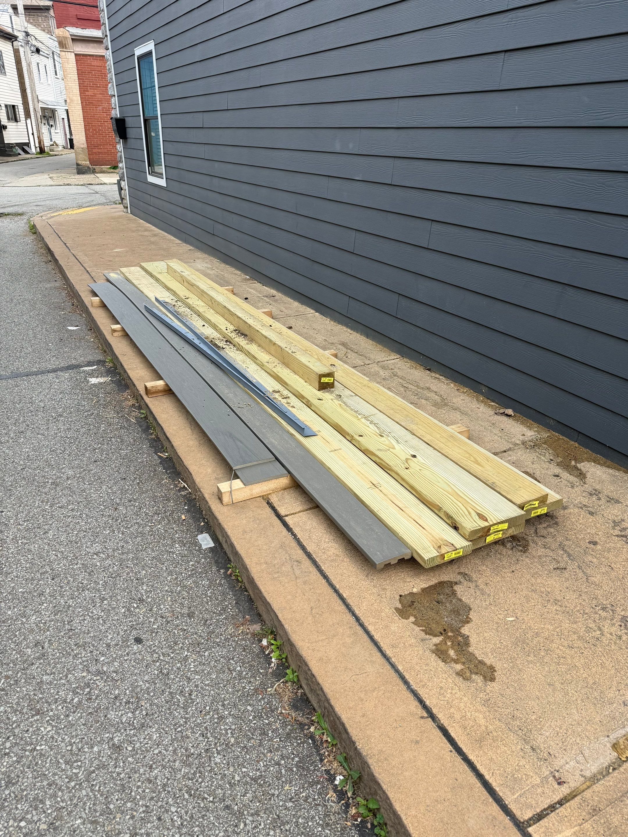 Deck Southside  by Cousins Roofing Siding & Decks