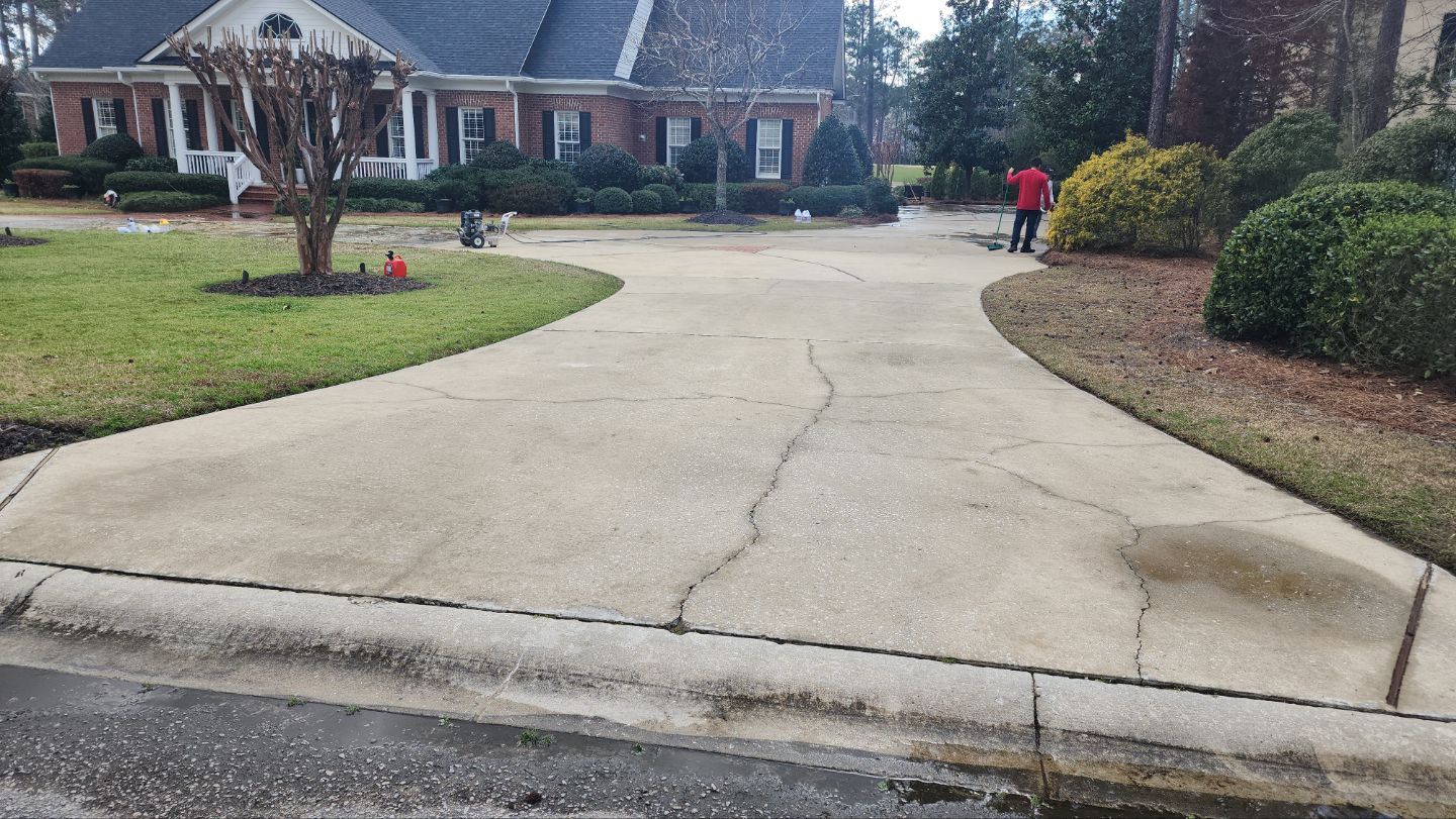 Residential Roofing Installation using Owens Corning® Oakridge Onyx Black by Indigo State Roofing