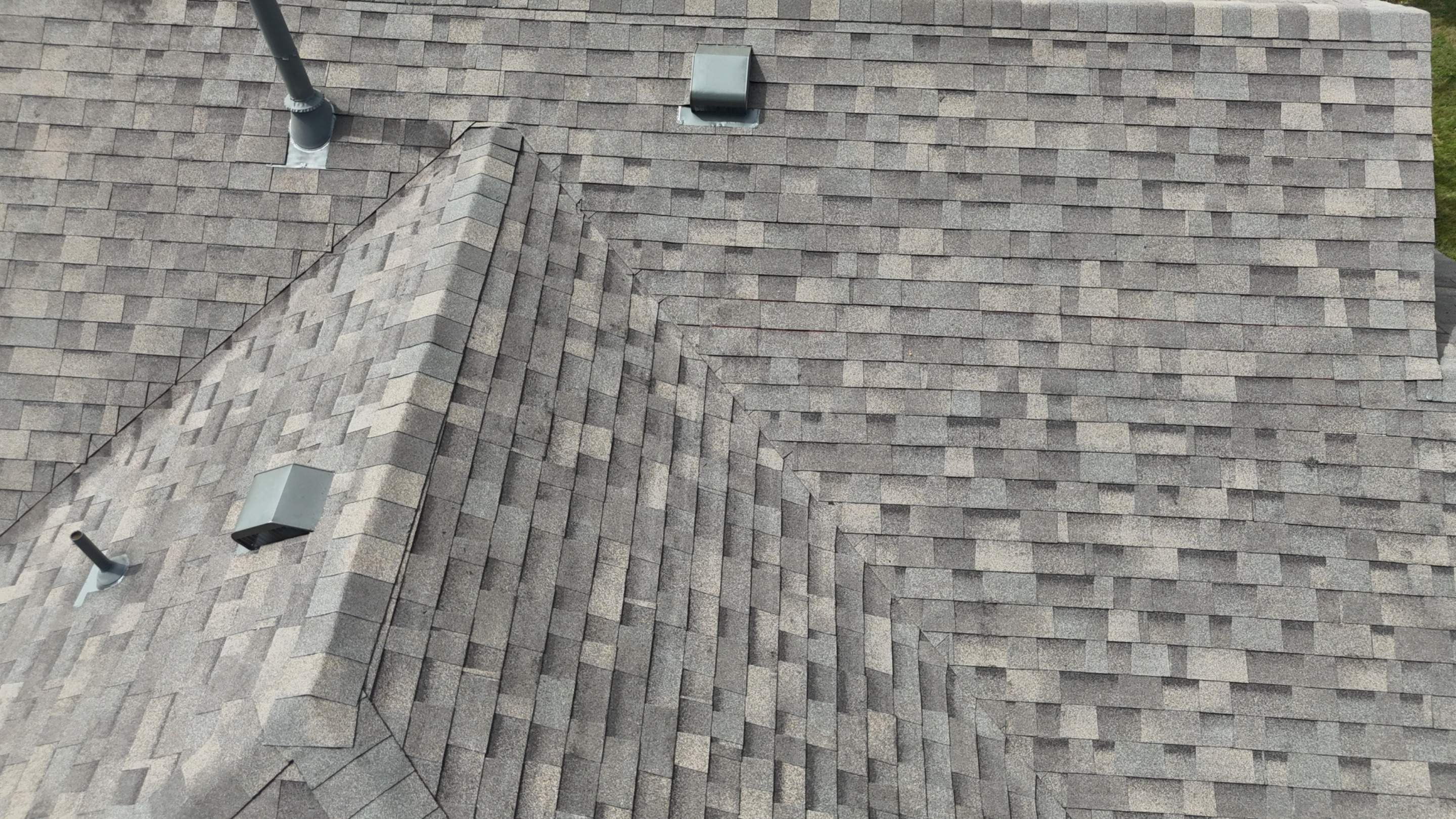 Weathered Wood - Malarkey Highlander by RoofsOnly.com