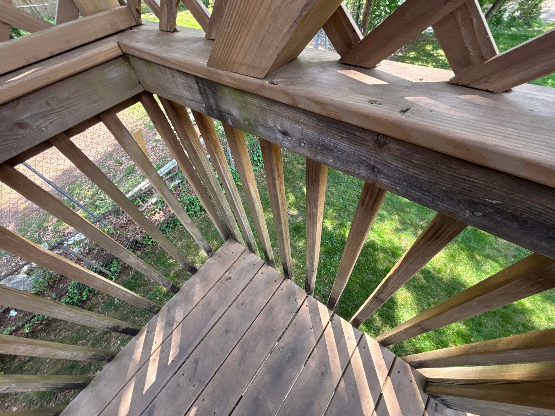 Deck using Wood Sealant by DuraSeal