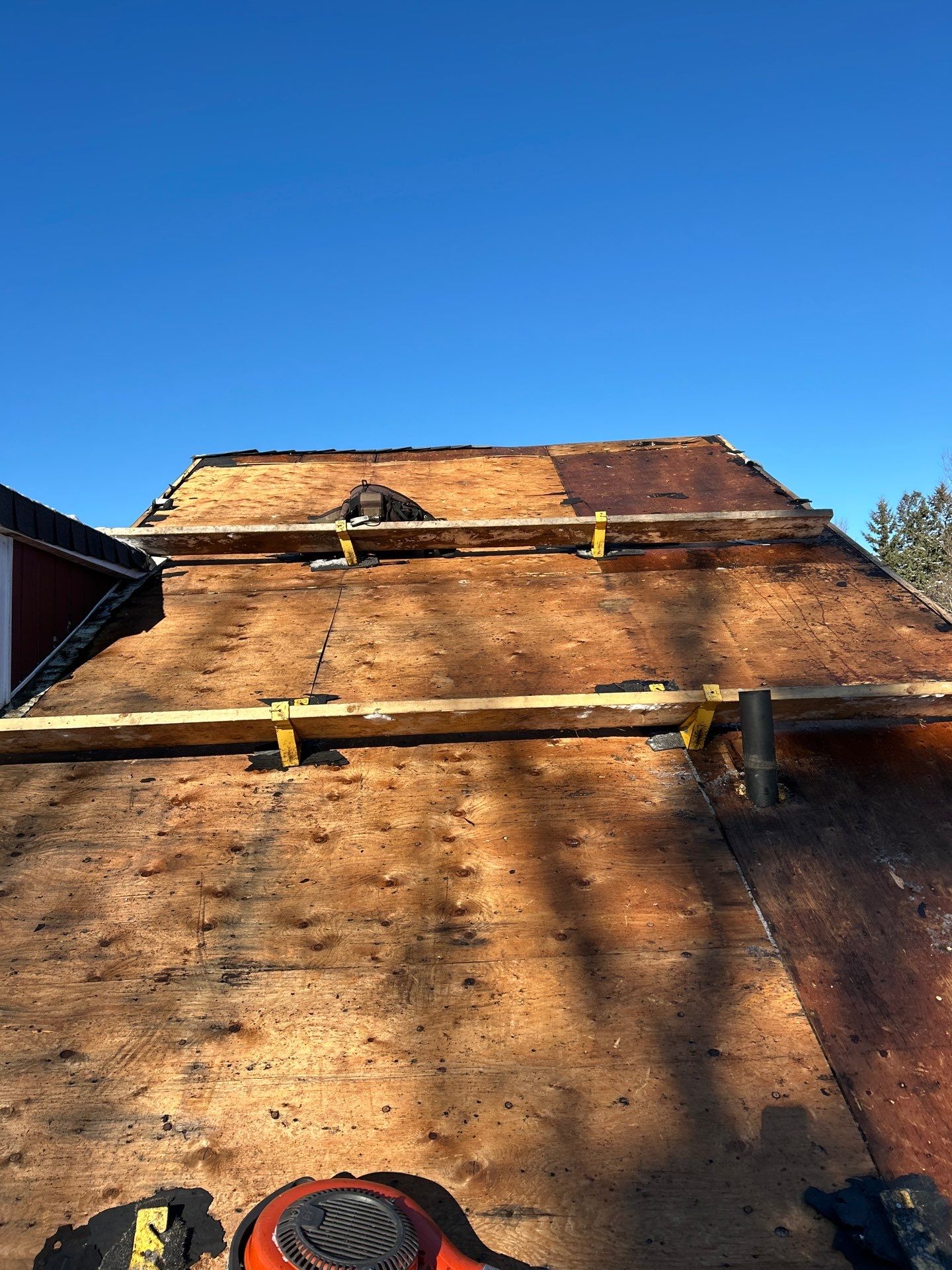 Residential Roofing Installation using Ideal Steel Standing Seam  by Artisan Roofing & Home Improvements Inc.