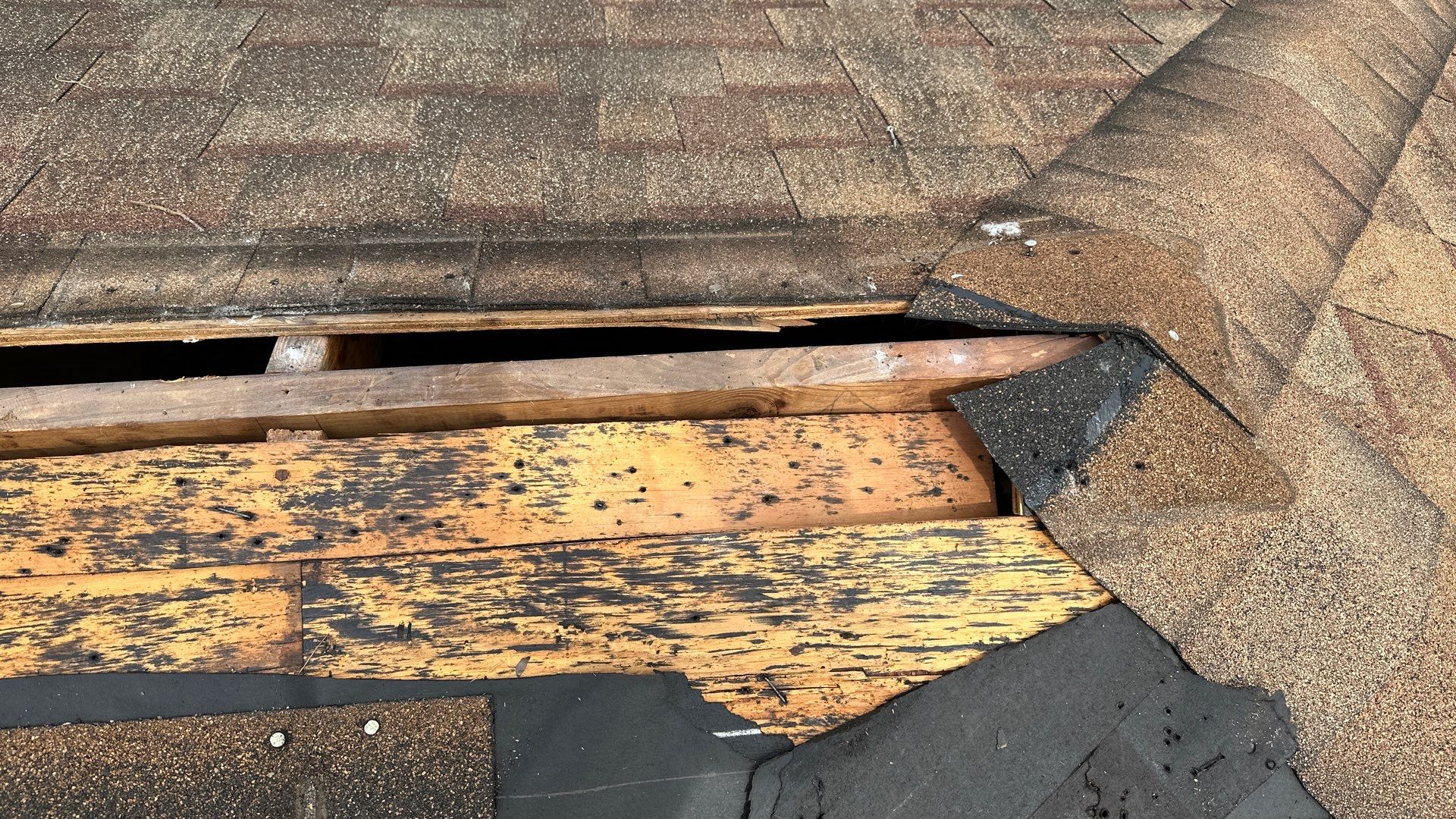 Roof Replacement with Ridge Vent & Flashing Details — Conroe, TX by PL Roofing & SB Roofing, LLC.