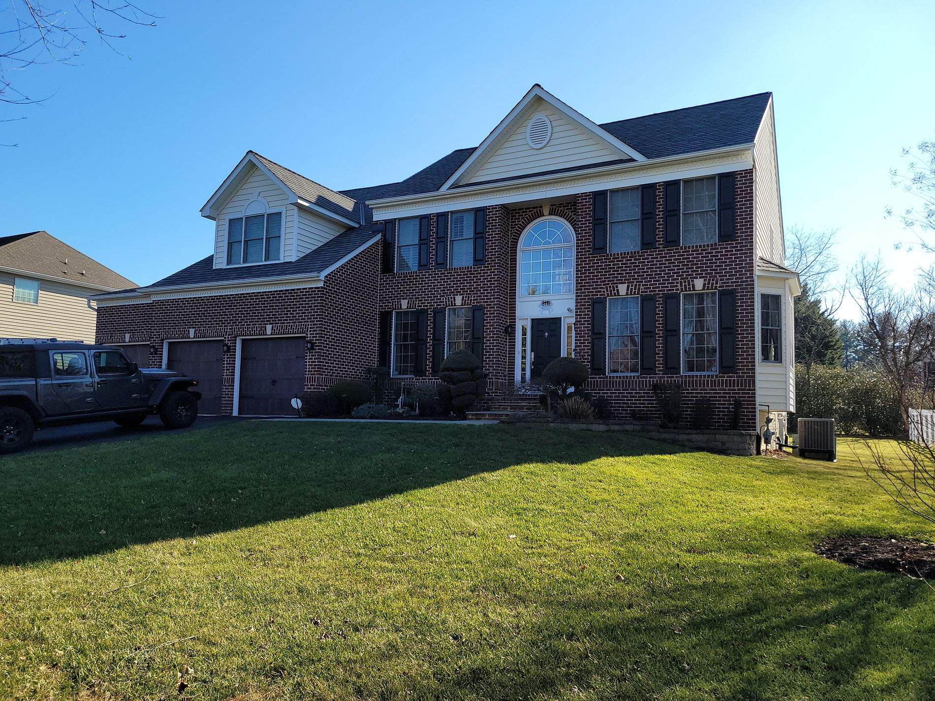 Roof Replacement using CertainTeed Grand Manor by Roof Right Inc