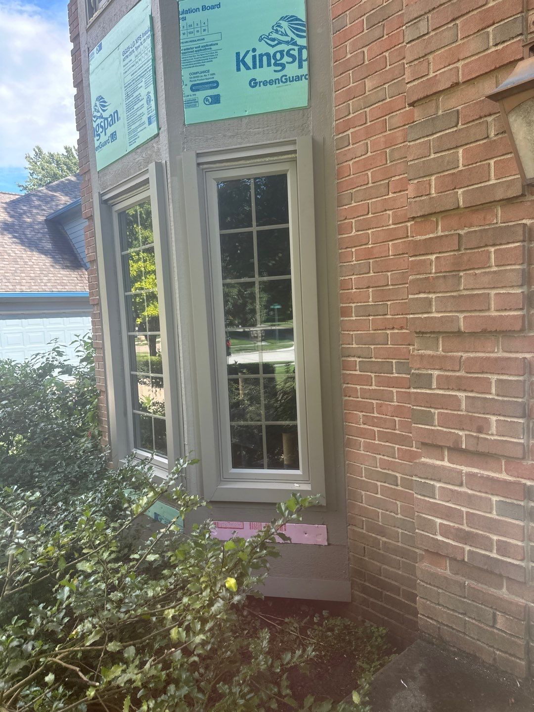 Roof Replacement using Owens Corning Peppercorn and Siding Replacement using Ascend Charcoal Smoke by 180 Contractors