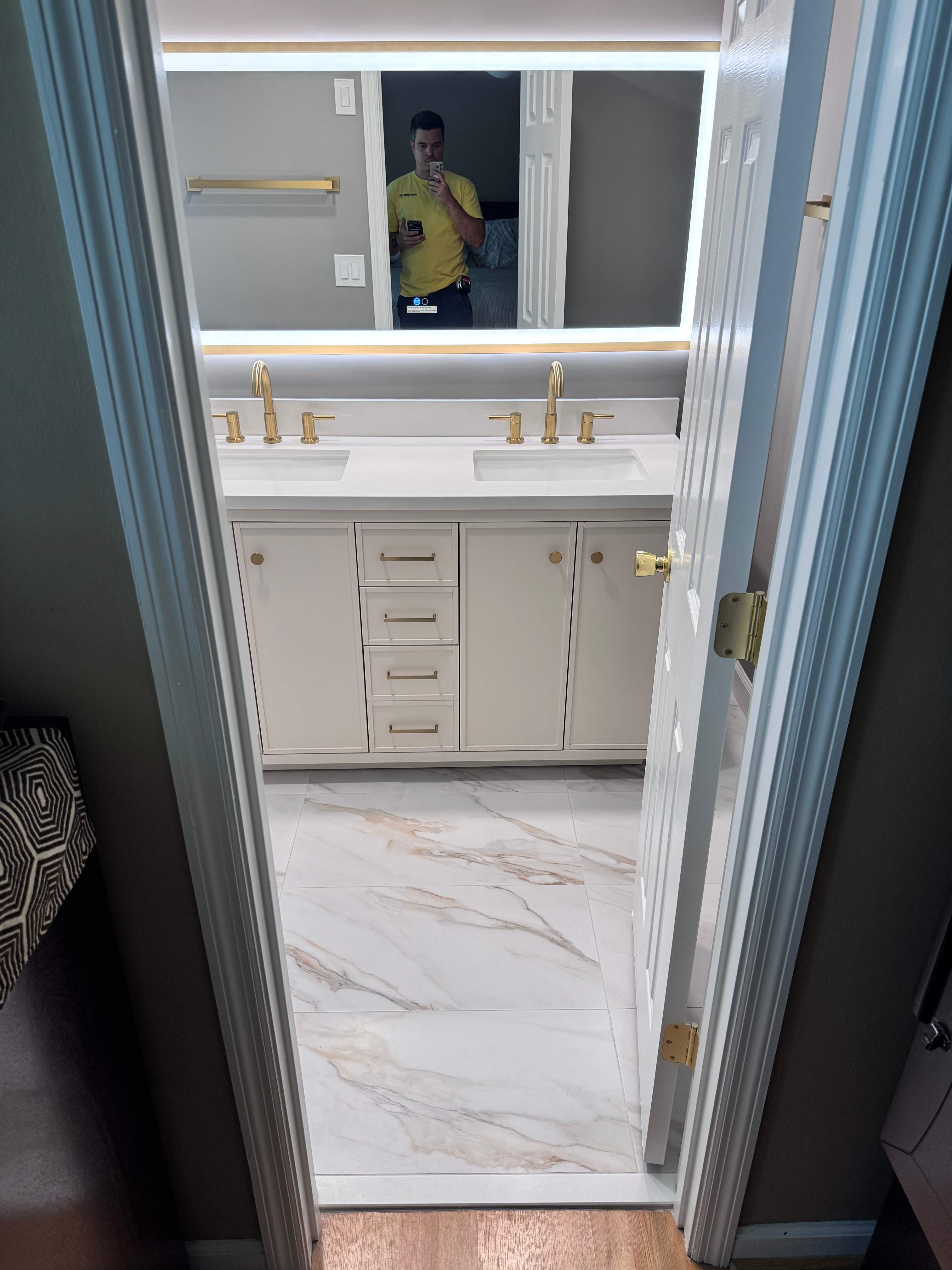 Master bathroom remodel by Prudencio