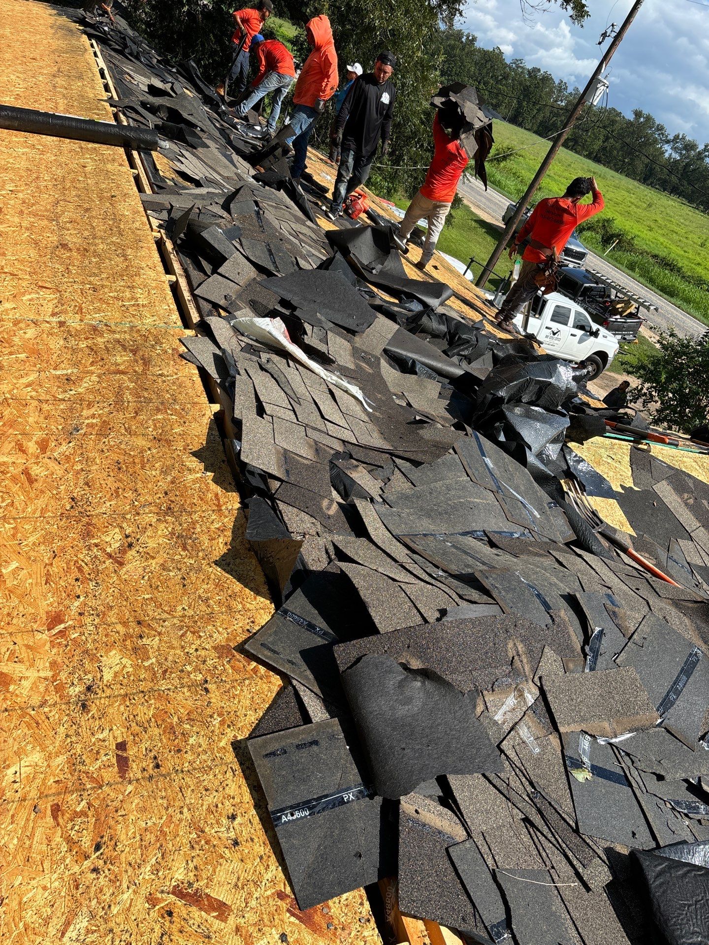 Residential Roofing Installation using Owen's Corning Duration (Lifetime) Shingles by Roof Repair Company
