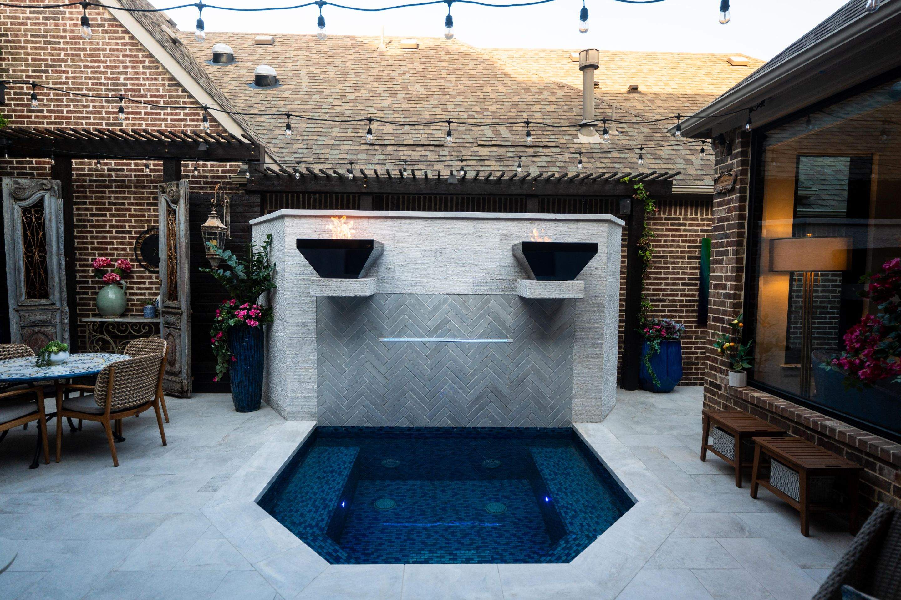 Majestic Spool by Pinnacle Pools and Spas - DFW