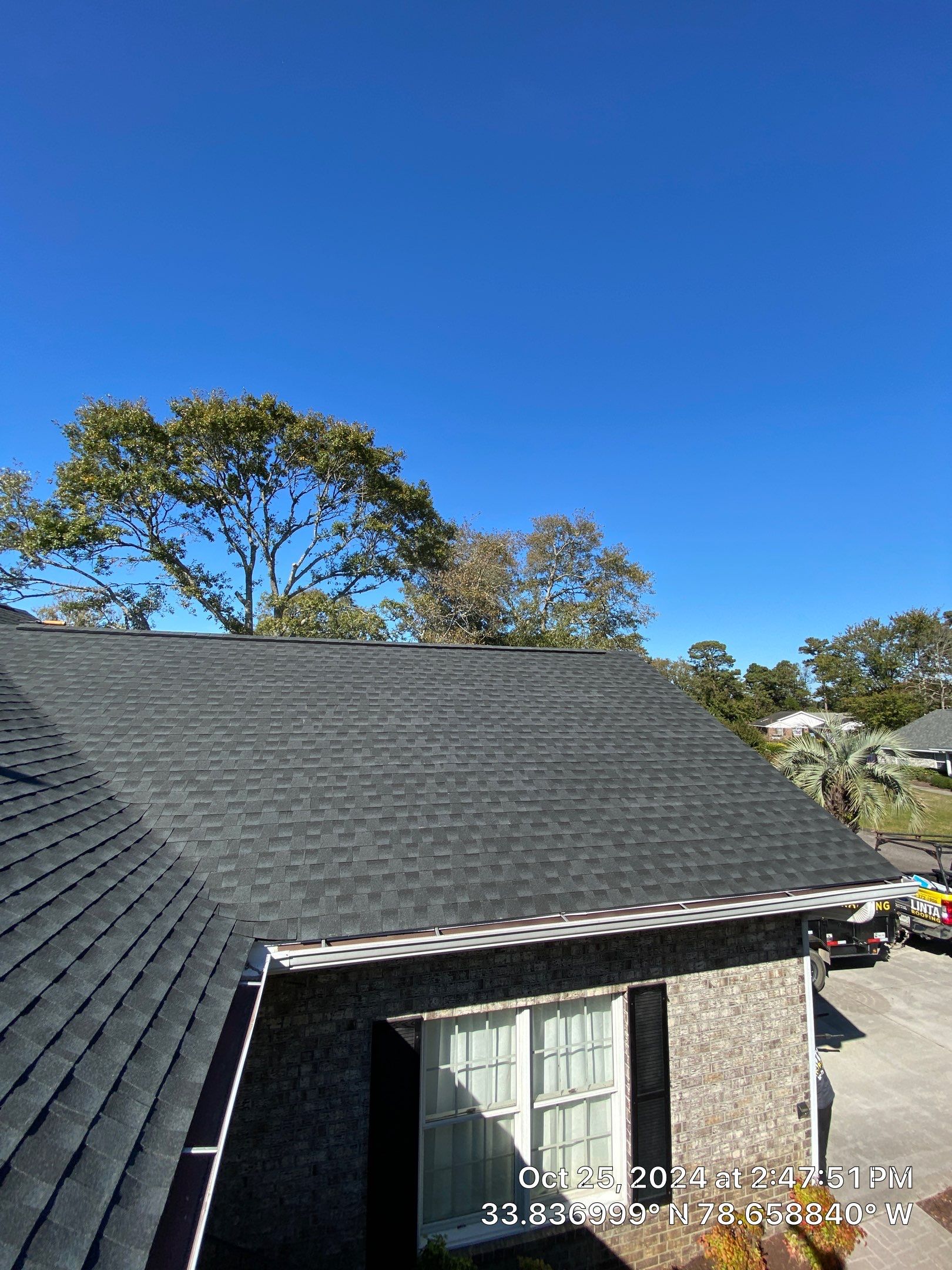 GAF HDZ - Charcoal by Linta Roofing Inc