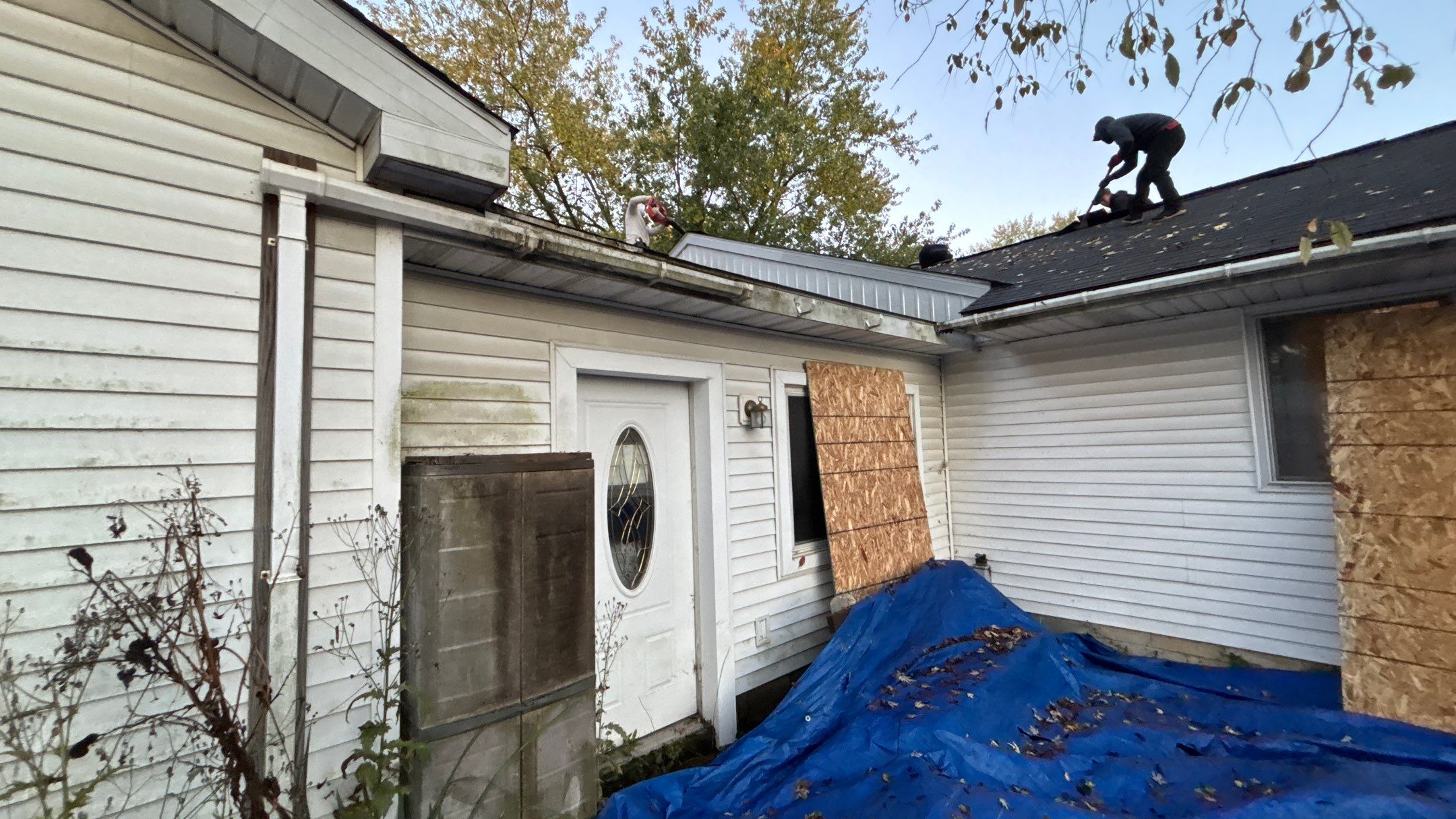 Roof Replacement using Owens Corning Estate Gray by 180 Contractors