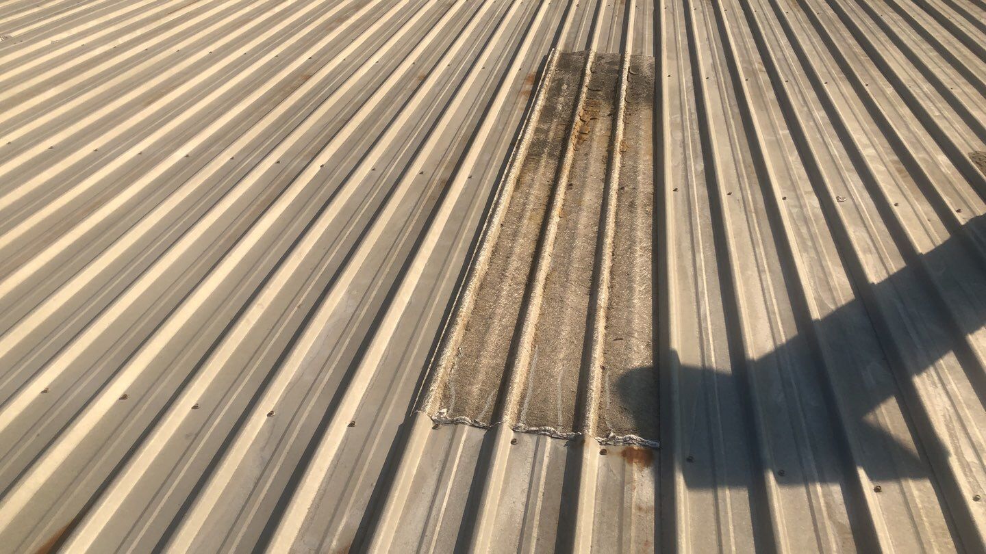 MR Roofing system using Conklin Benchmark/PUMA XL fabric and coating by Straight Edge Roofing Inc