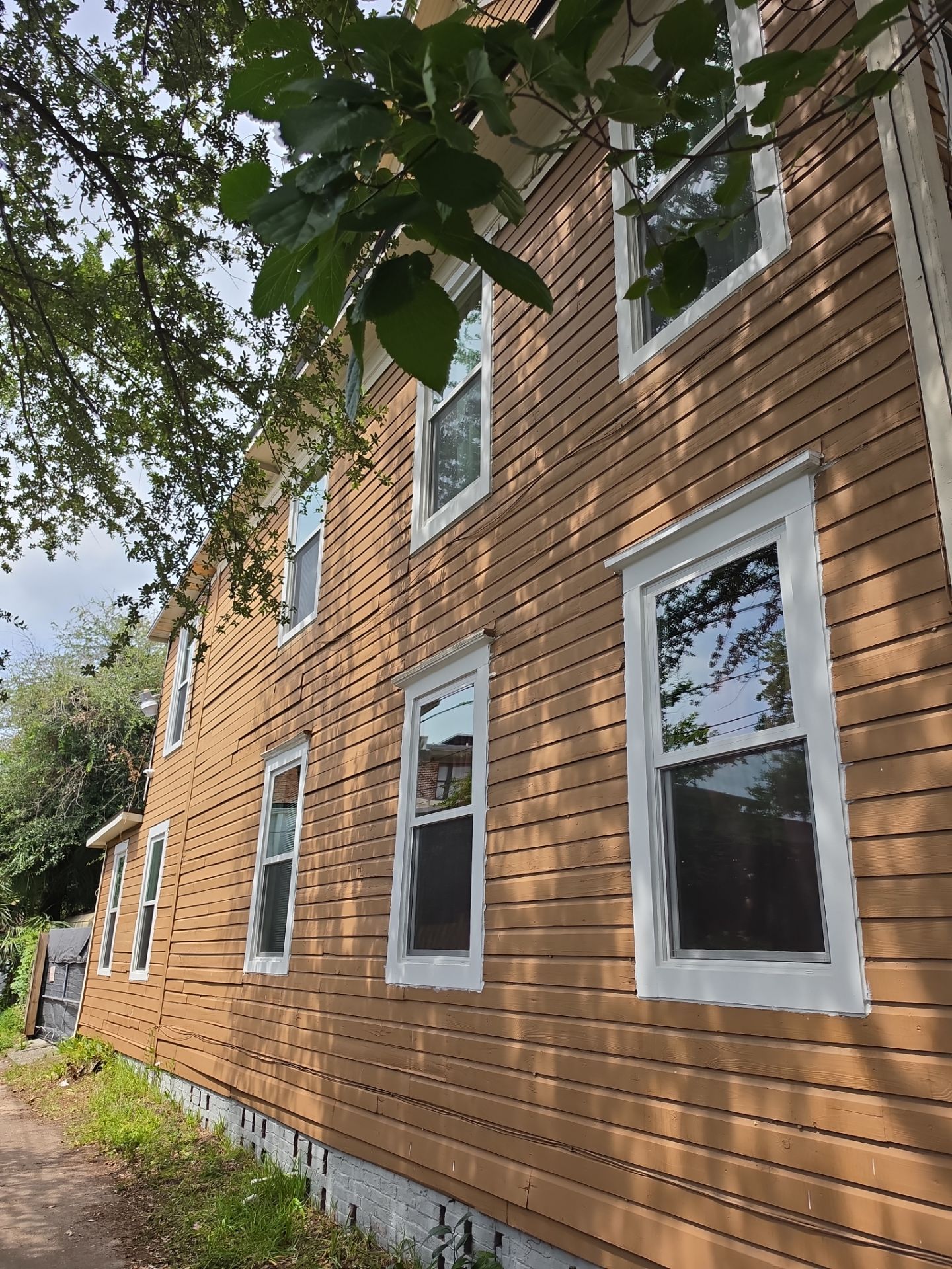 Whole-Home Andersen Window Replacement and Rot Repair in Jacksonville by Windows & Doors Store