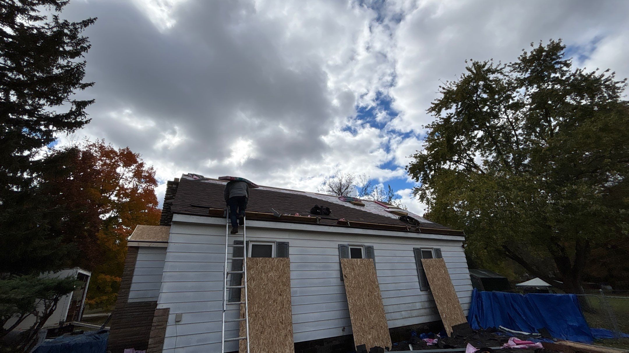 Roof Replacement using Owens Corning Brownwood by 180 Contractors