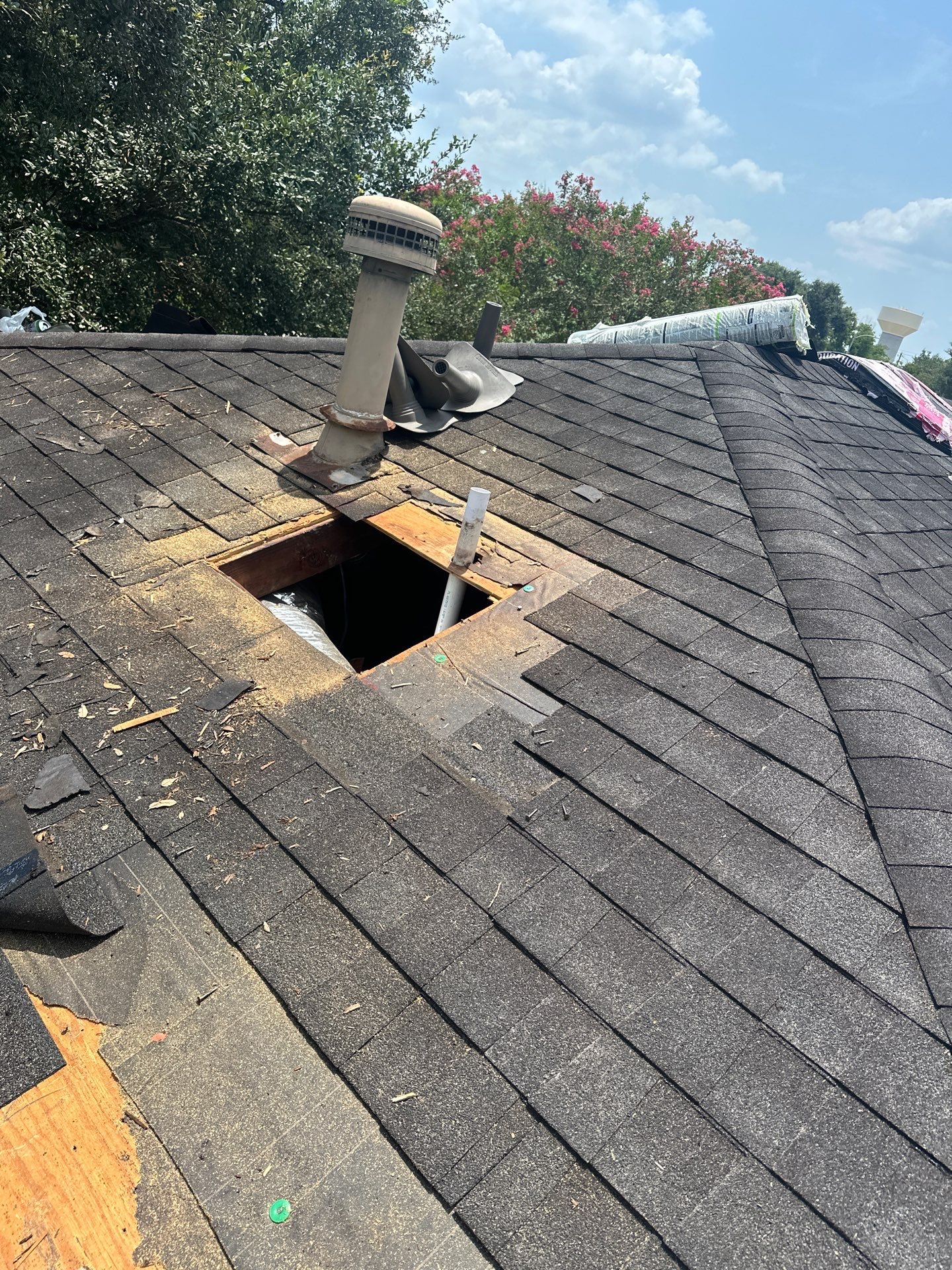 Hail Damage using Owen's Corning Duration (Lifetime) Shingles by Roof Repair Company