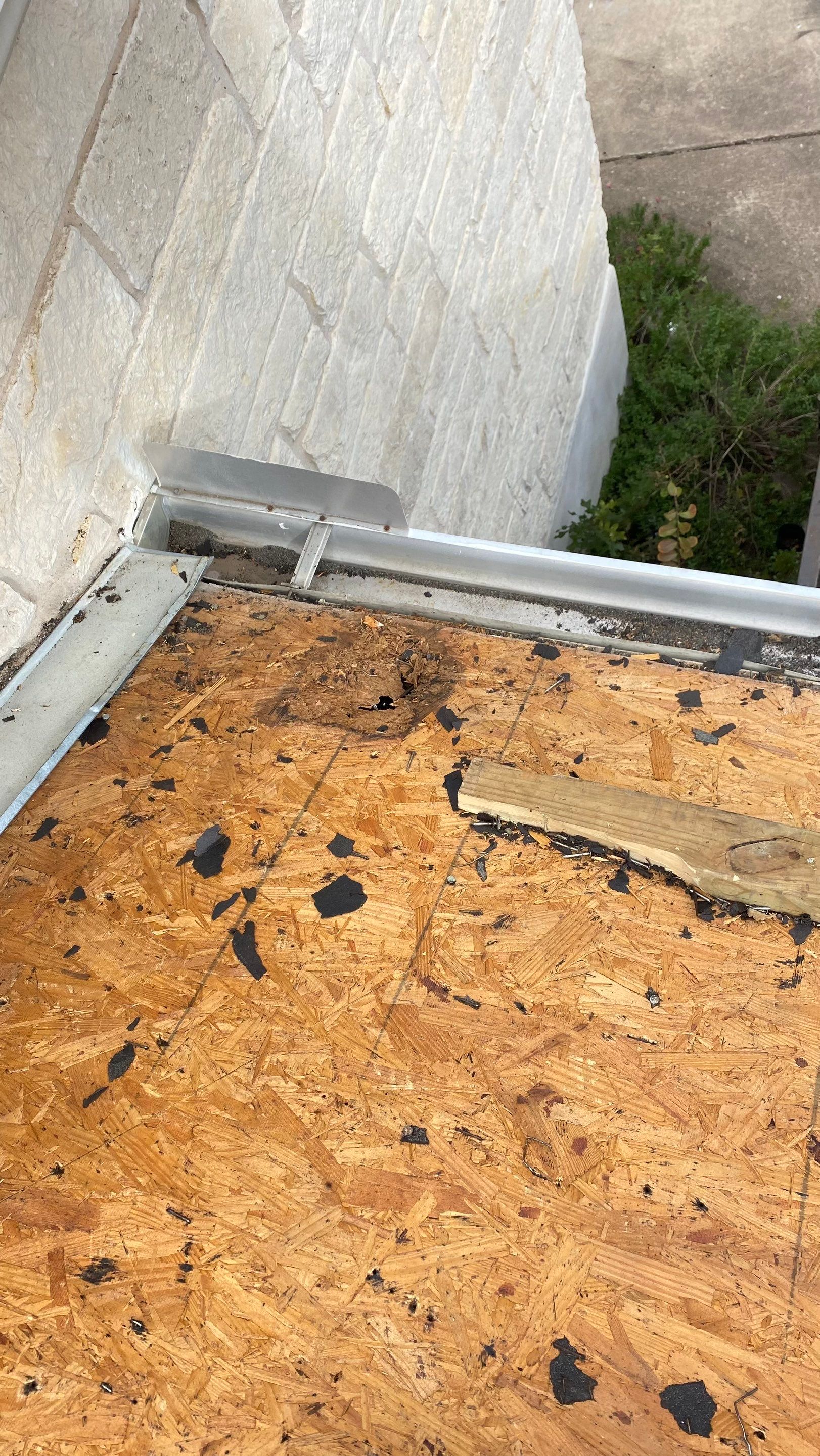 Residential Roof Replacement using Owens Corning 30 year Architectural Shingles by Premier Roofing and Contracting