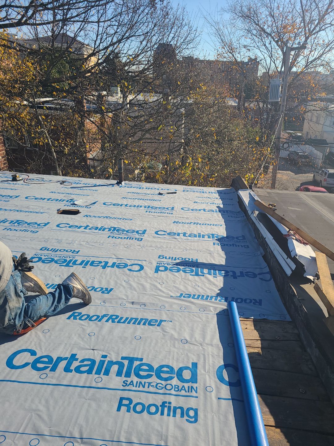Alexandria: Residential Flat Roof Replacement with Mule Hide TPO Membrane by RM Banning, Inc.
