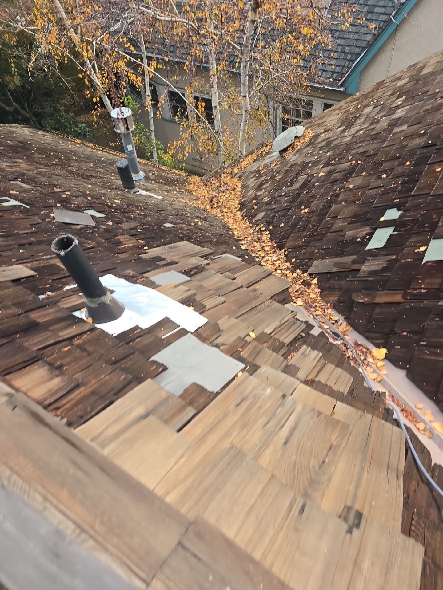 Shake Roof Repair in Sacramento-CA by Grandmark Service Company