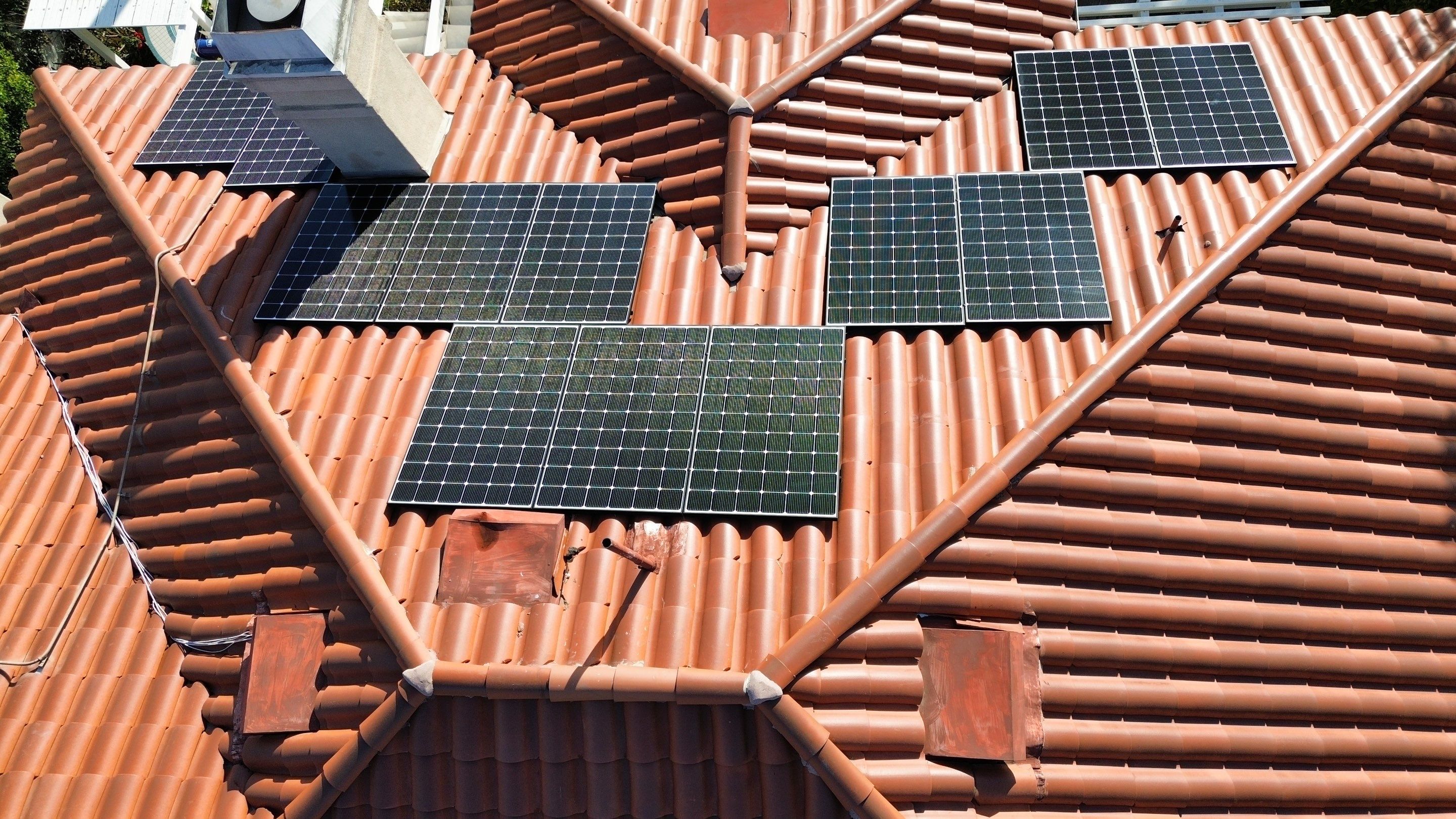 Roof Cleaning SAFECO by Pirate Pete’s Power Washing