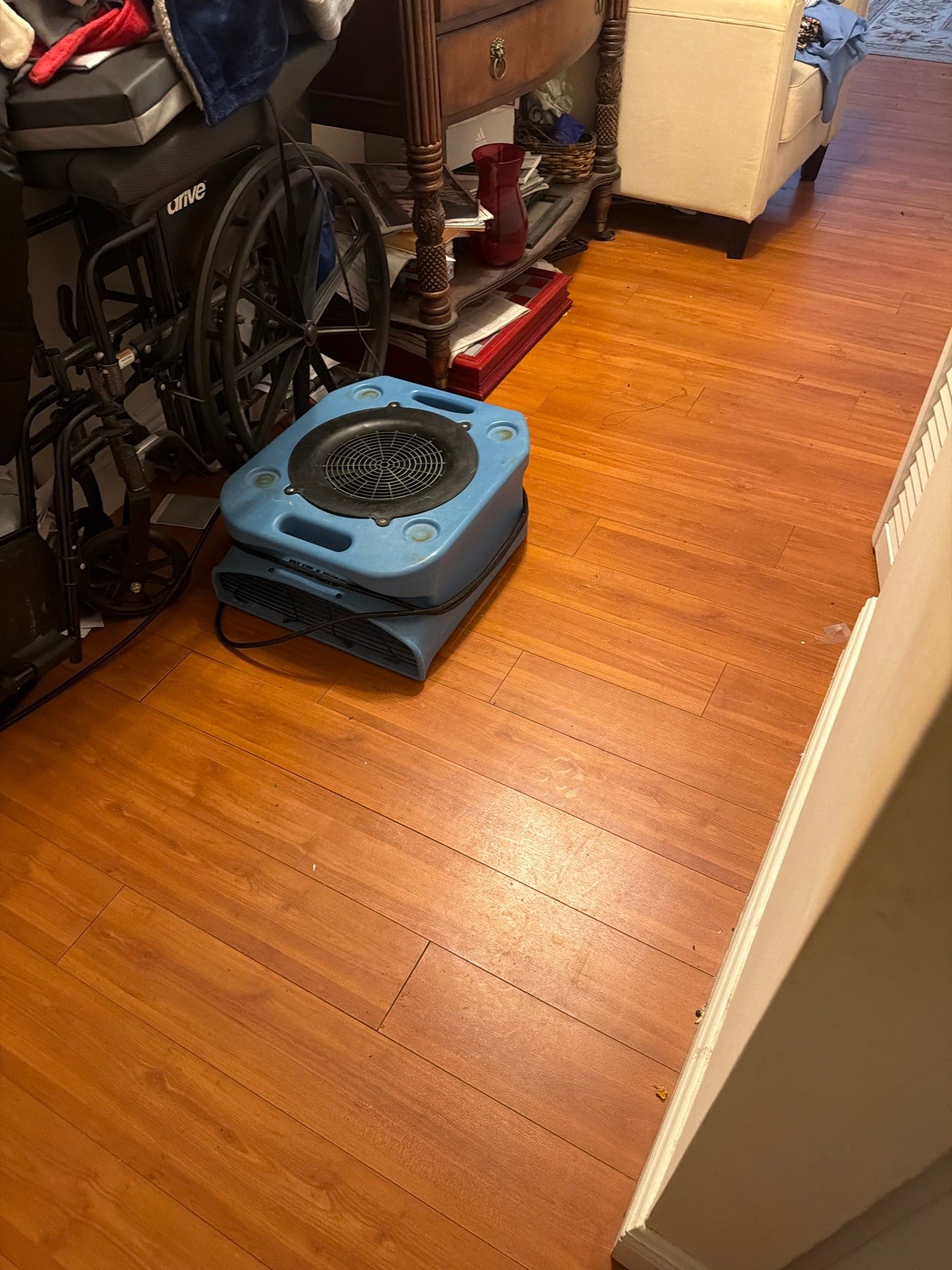 Water Damage Restoration and Floor Drying in Fort Lauderdale Unit by SuperClean